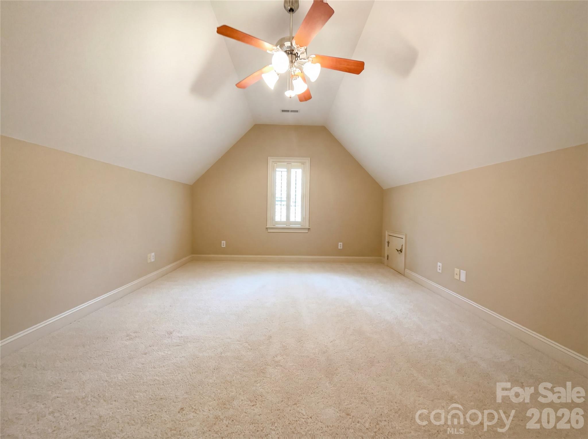 4423 Augusta Ridge Court Property Photo 14