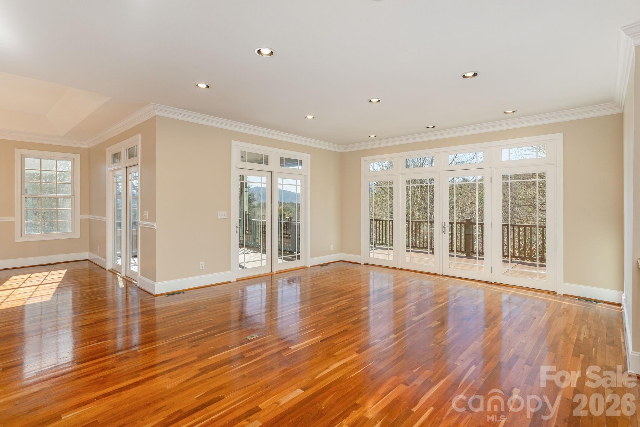 16 Winterberry Drive Property Photo 4