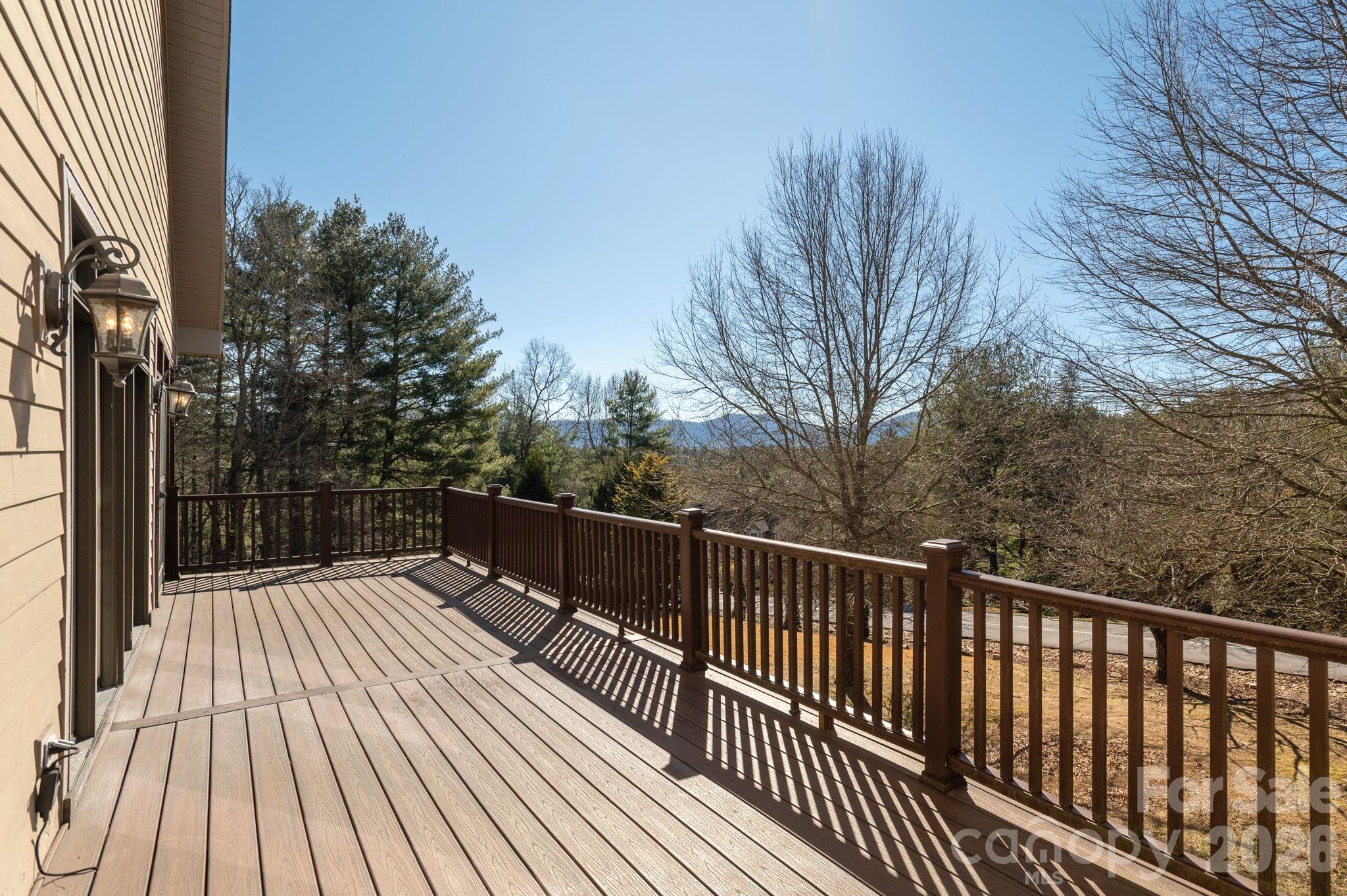 16 Winterberry Drive Property Photo 11