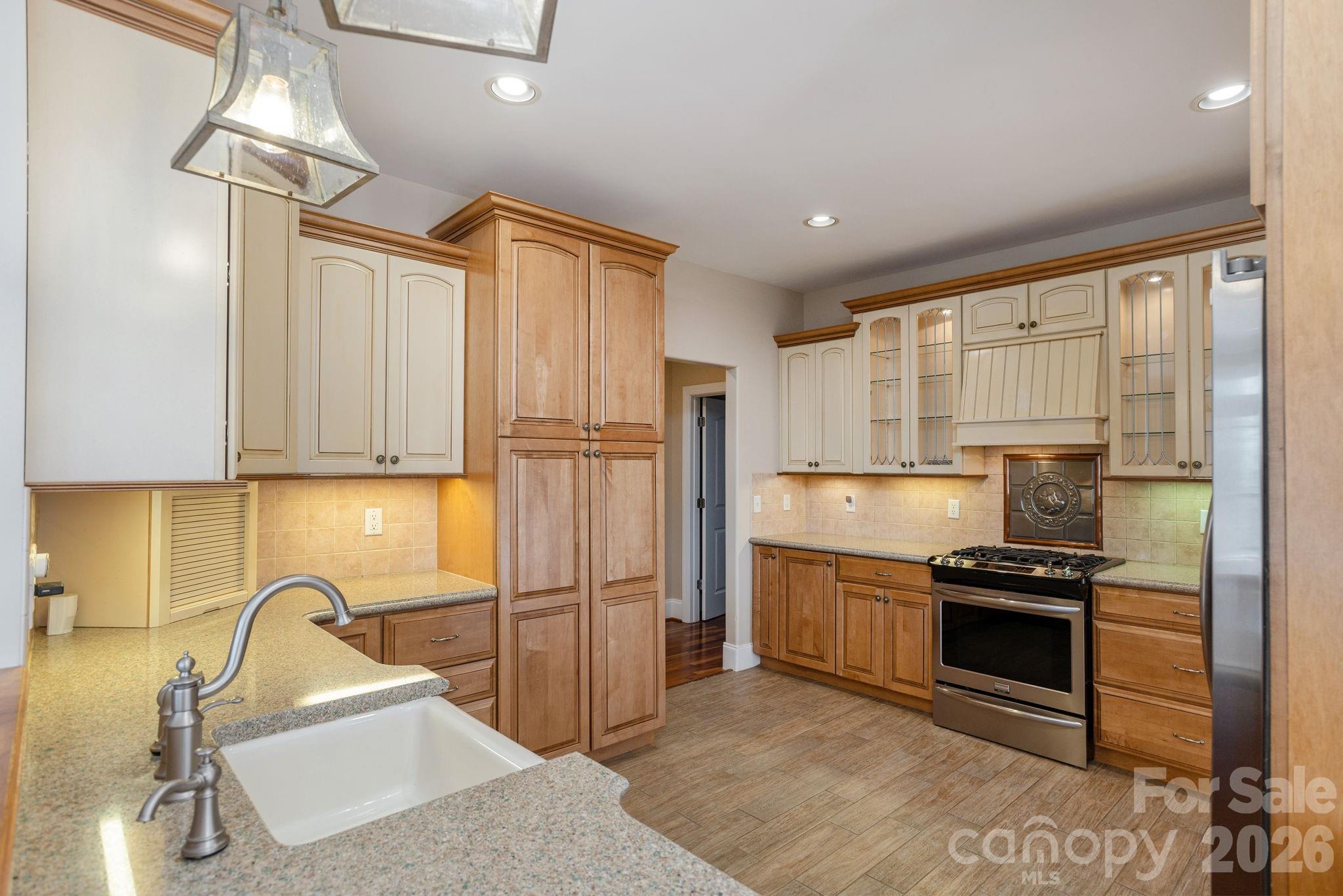 16 Winterberry Drive Property Photo 14