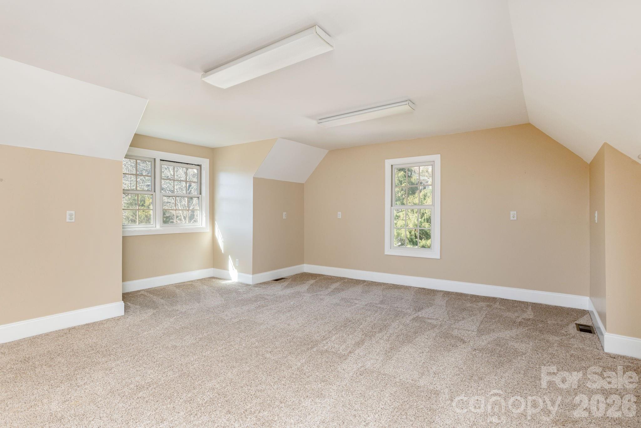 16 Winterberry Drive Property Photo 36