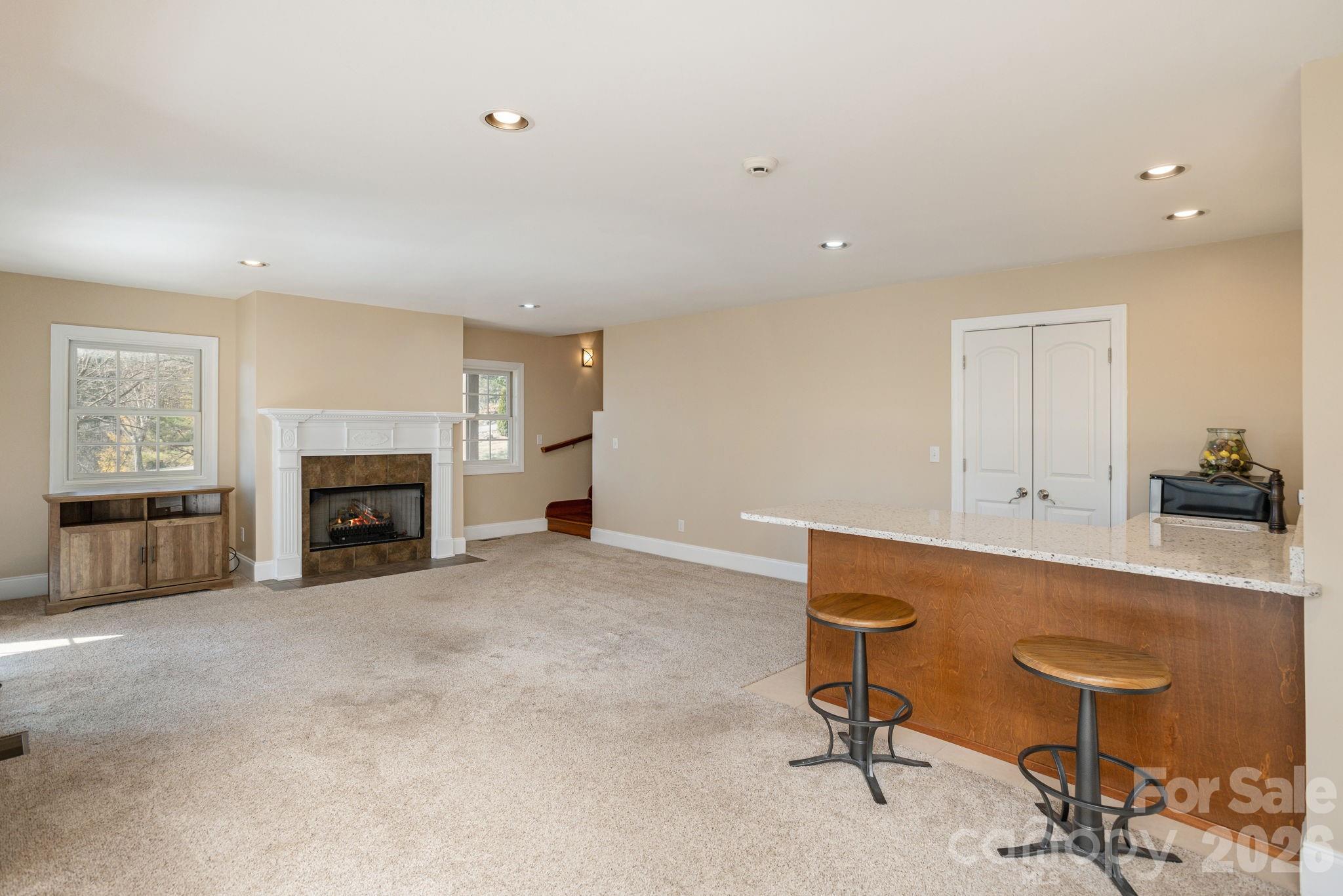 16 Winterberry Drive Property Photo 39