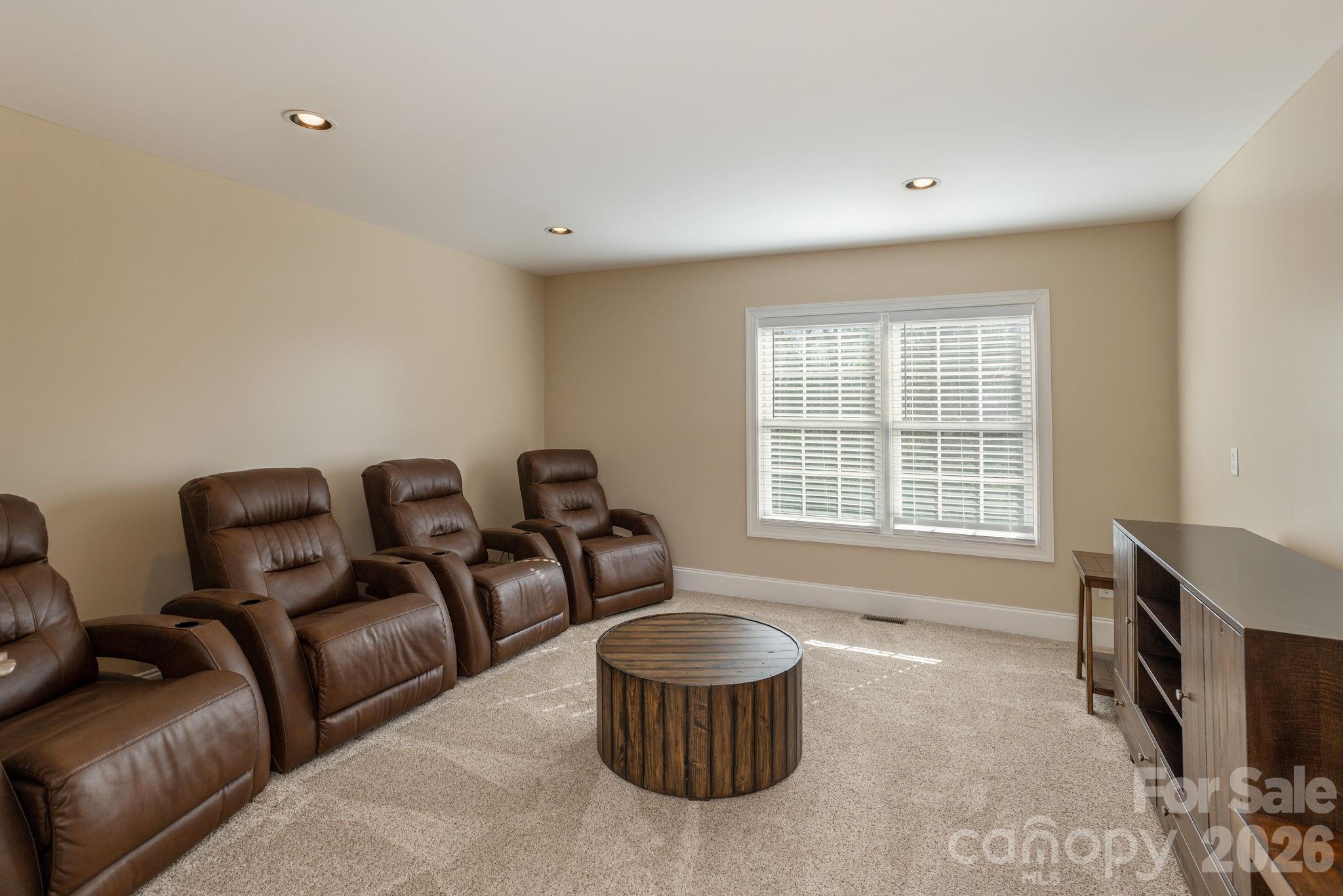 16 Winterberry Drive Property Photo 41