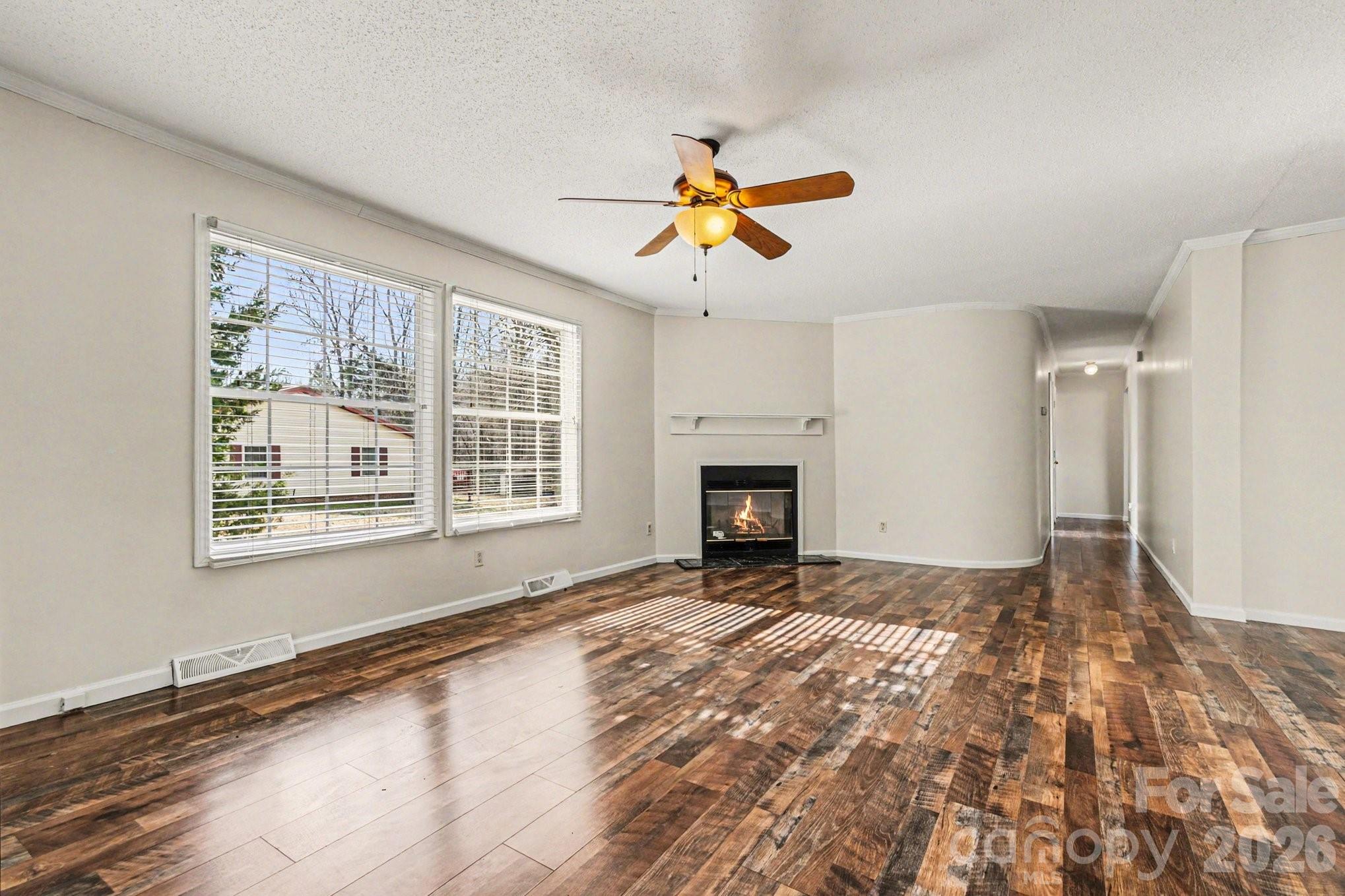 508 Bridgestone Lane Property Photo 4