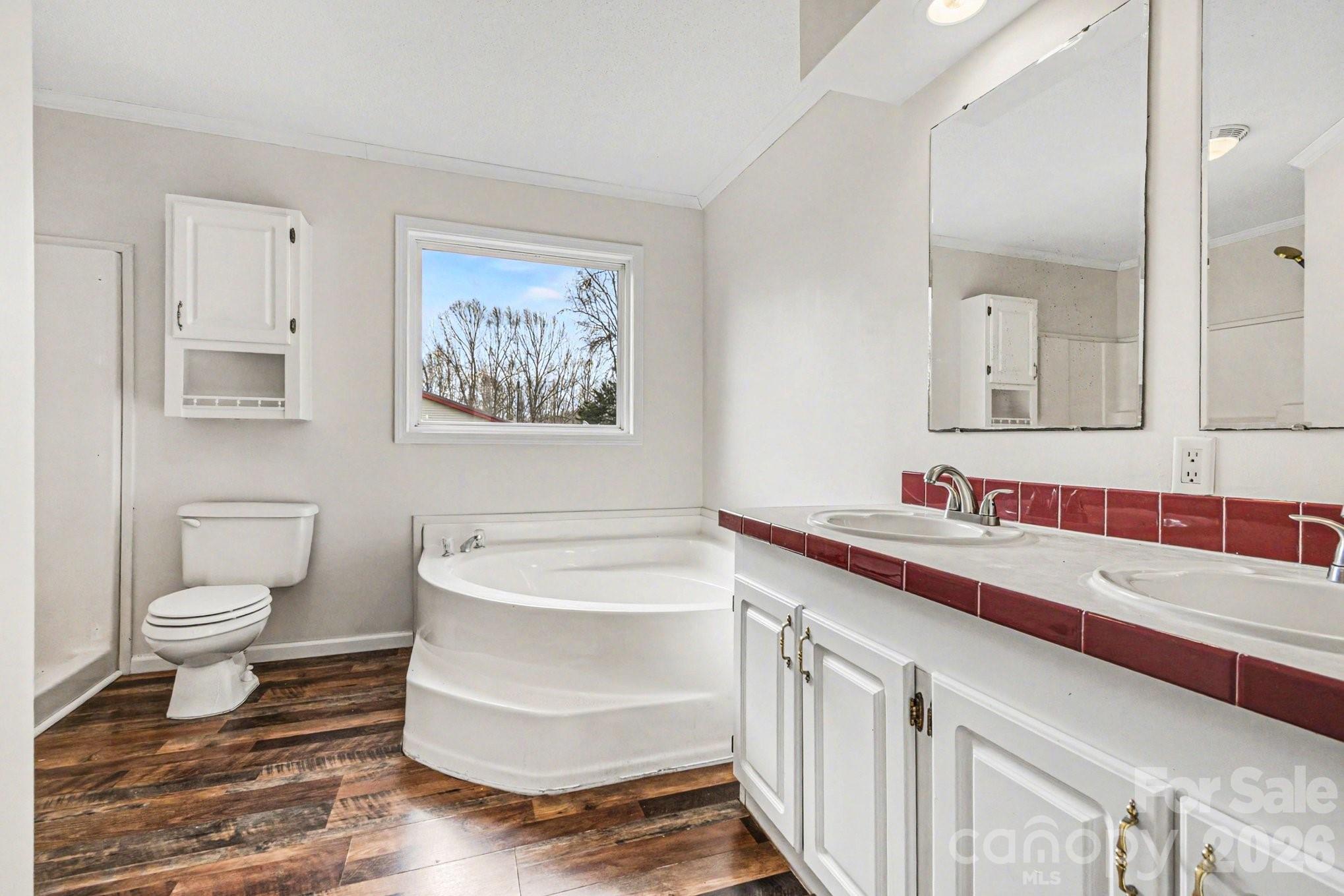 508 Bridgestone Lane Property Photo 17