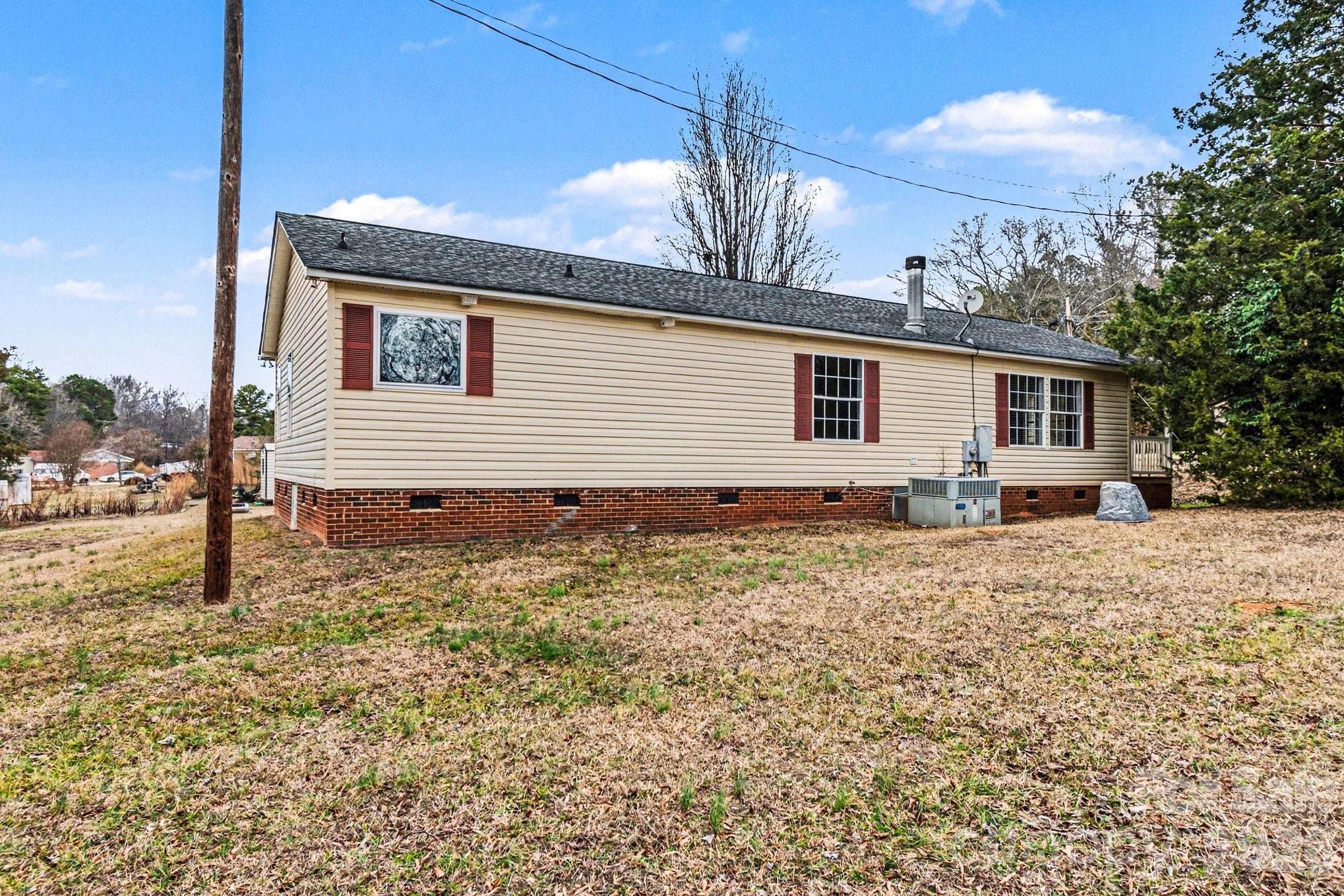 508 Bridgestone Lane Property Photo 27