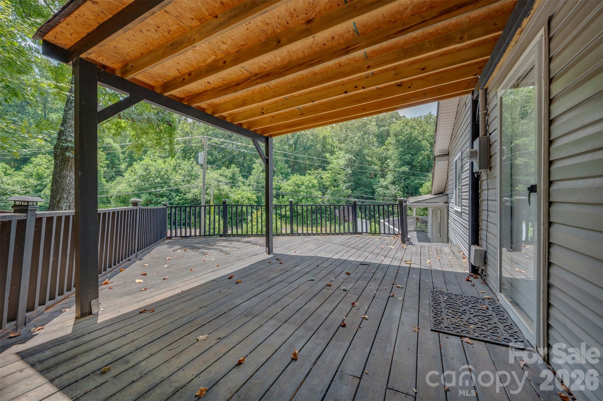 1840 Memorial Highway Property Photo 10