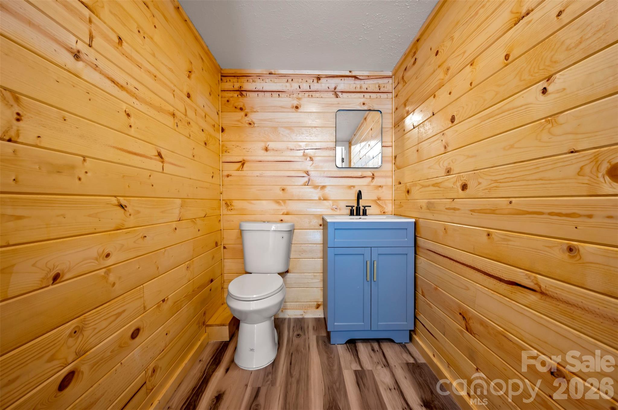 1840 Memorial Highway Property Photo 24