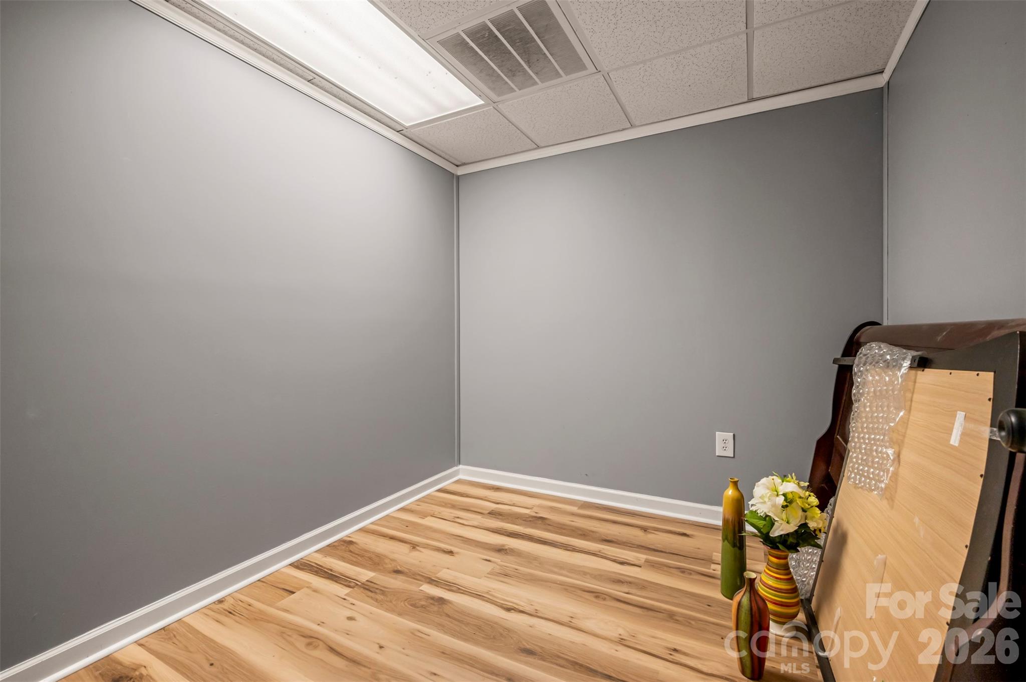 1840 Memorial Highway Property Photo 34