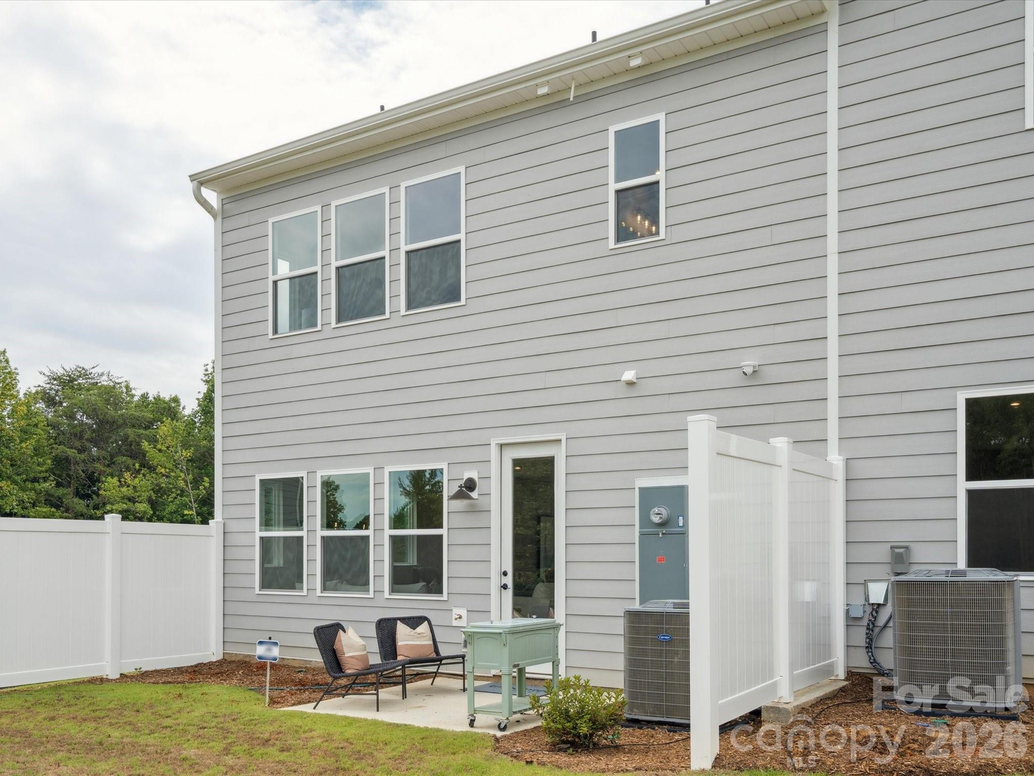 623 Webster Lane Property Photo 17