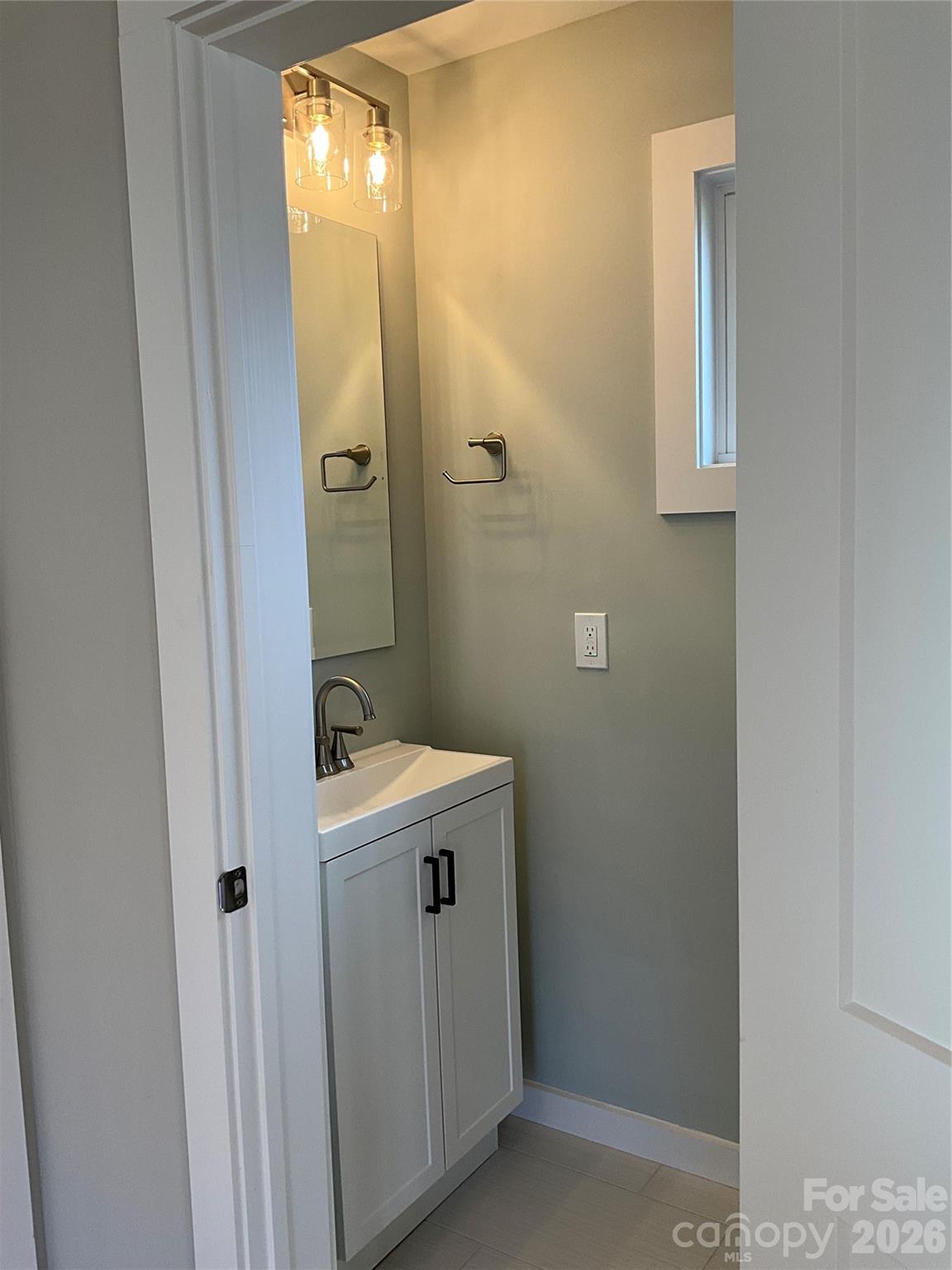 12 Center Street Property Photo 6