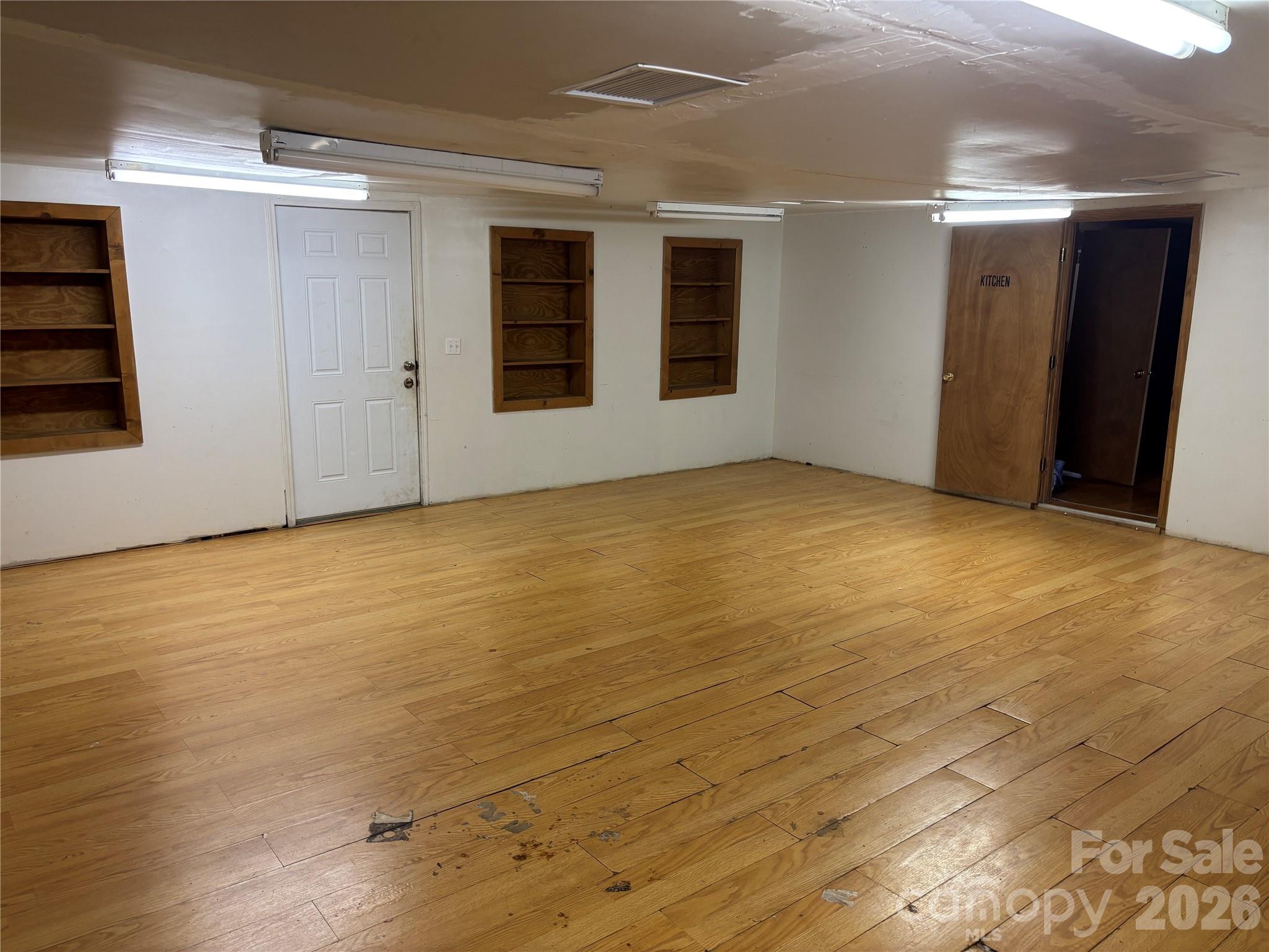 709 Cleveland Avenue Property Photo 8