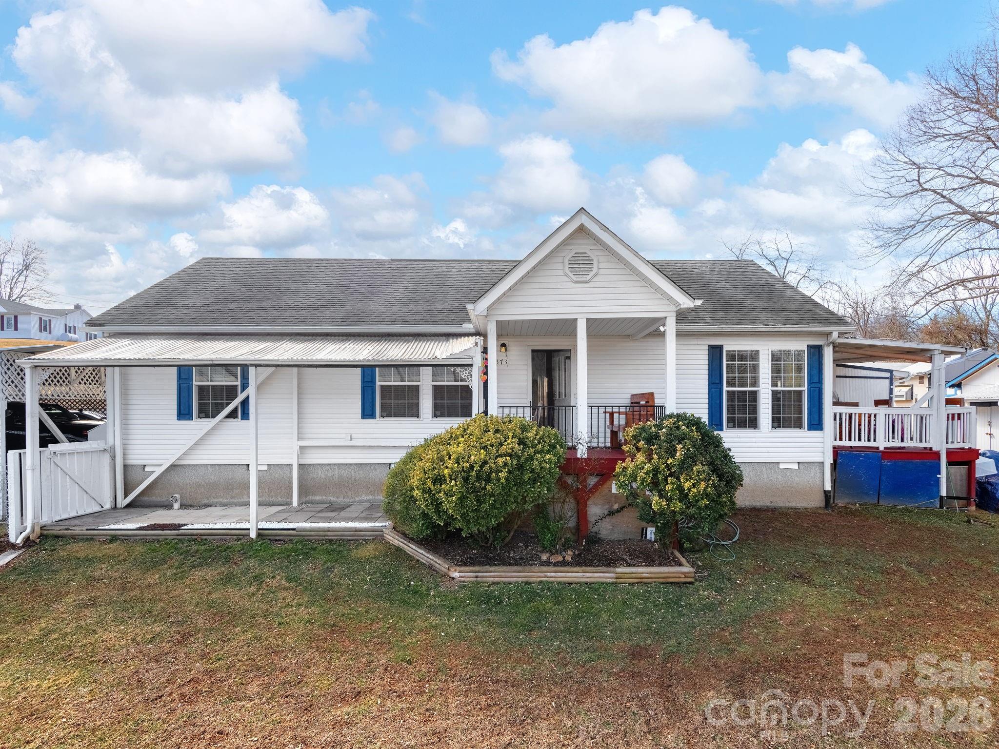 373 Starnes Cove Road Property Photo 1