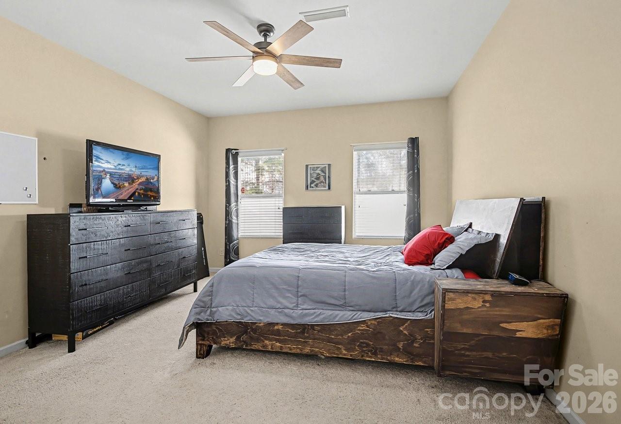 4806 Tradd Circle Property Photo 12
