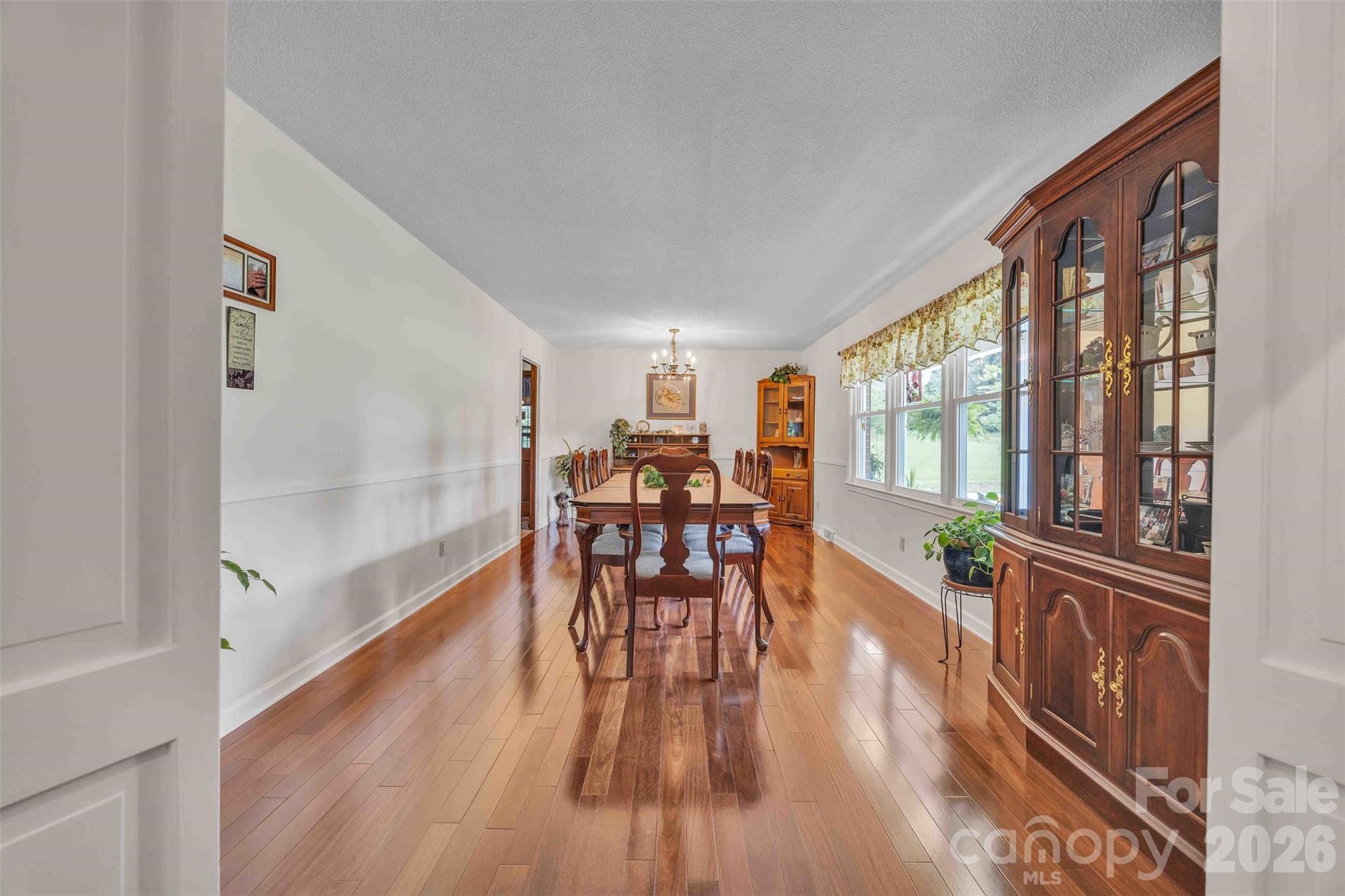 137 Proust Road Property Photo 8
