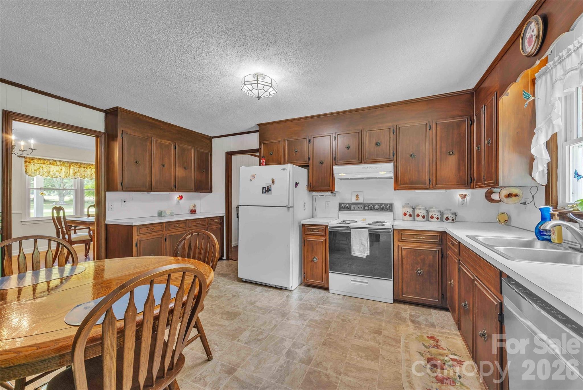 137 Proust Road Property Photo 13