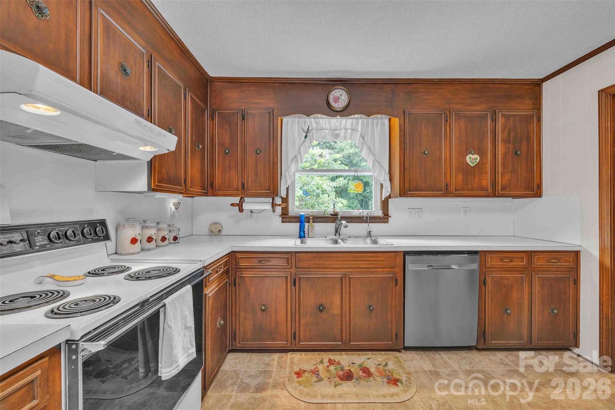 137 Proust Road Property Photo 14