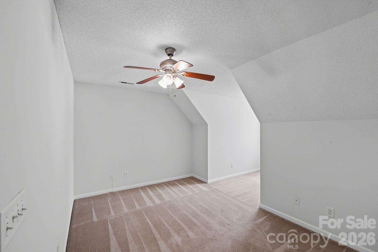 8221 Christmas Court Property Photo 4