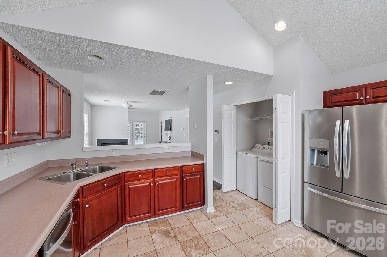 8221 Christmas Court Property Photo 7