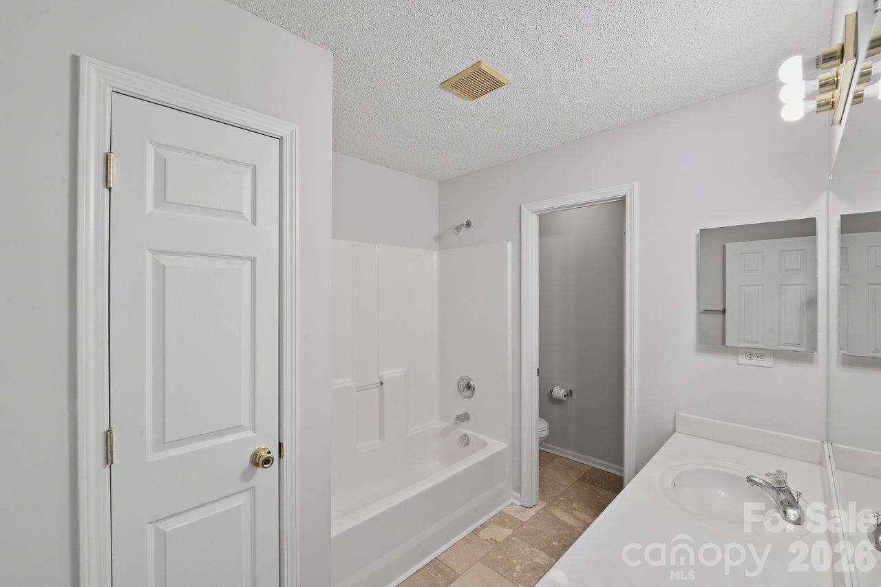 8221 Christmas Court Property Photo 16