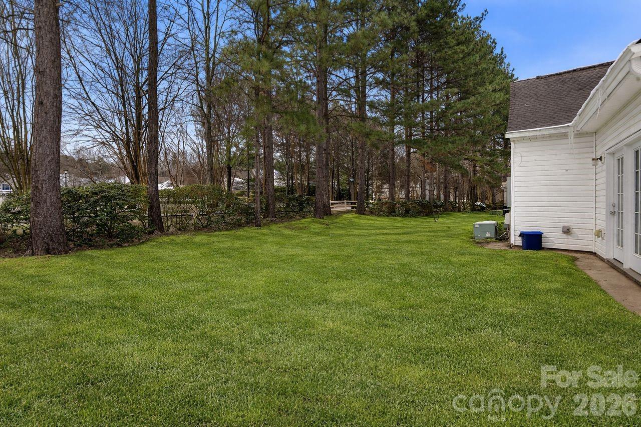 8221 Christmas Court Property Photo 18