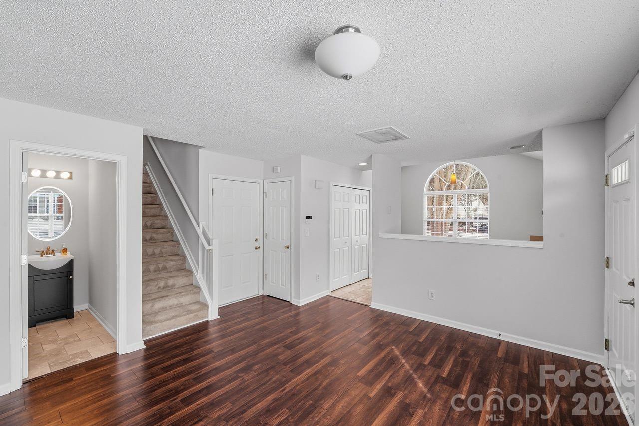 8221 Christmas Court Property Photo 25