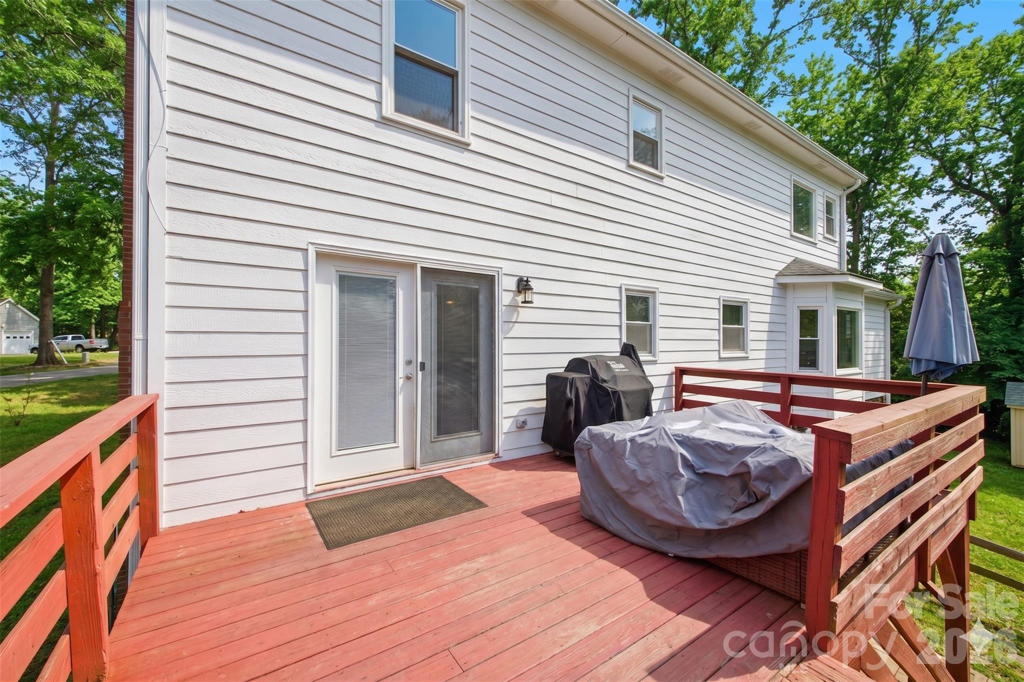 109 Elk Court Property Photo 41