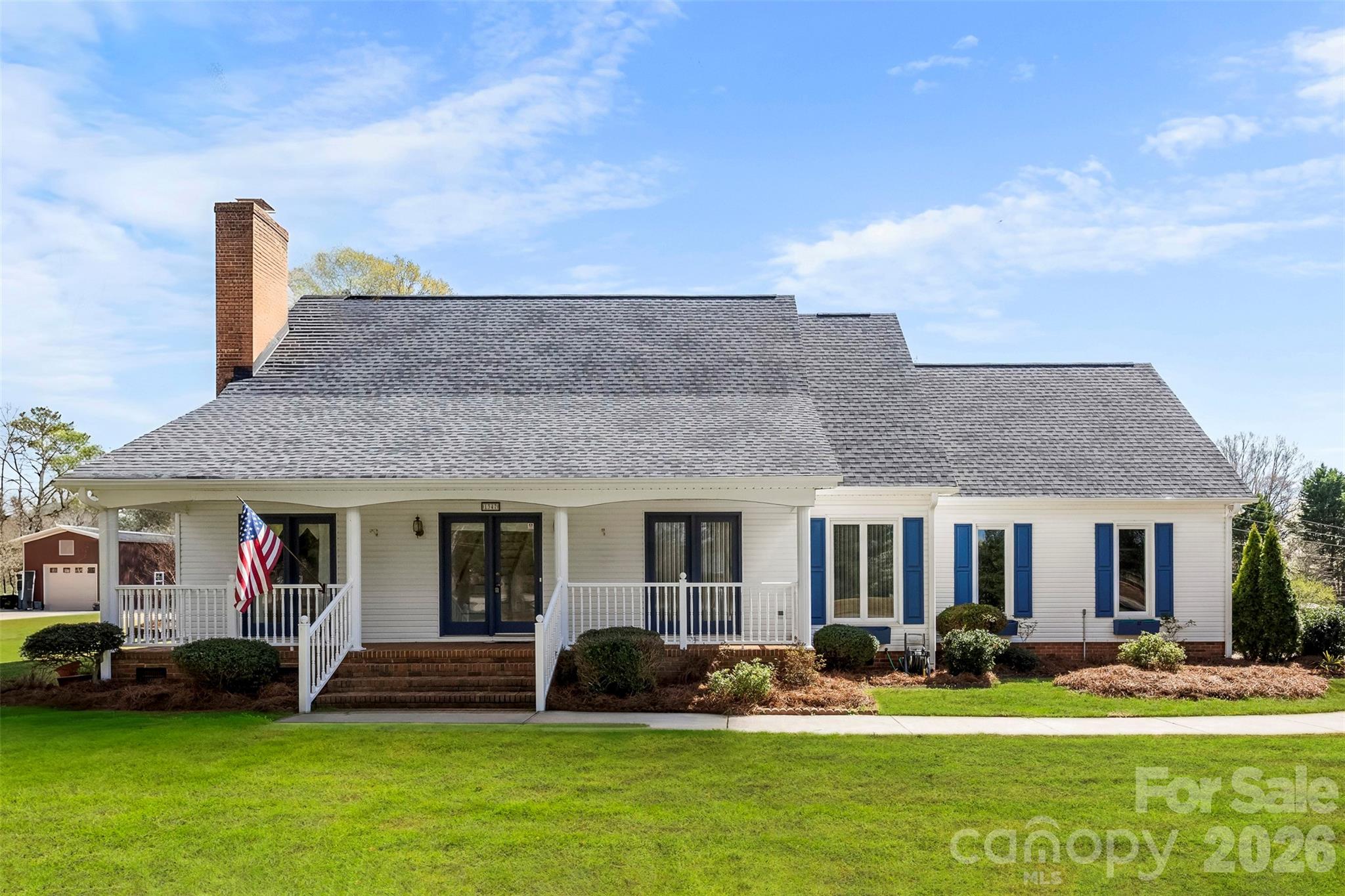 1347 Meadow Lakes Road Property Photo 2