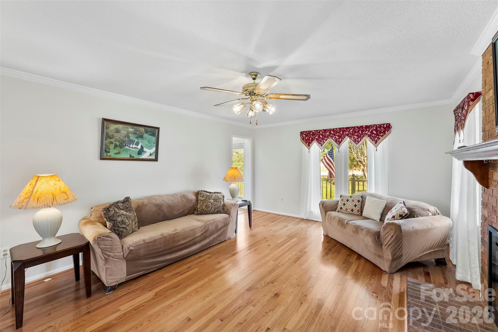 1347 Meadow Lakes Road Property Photo 5