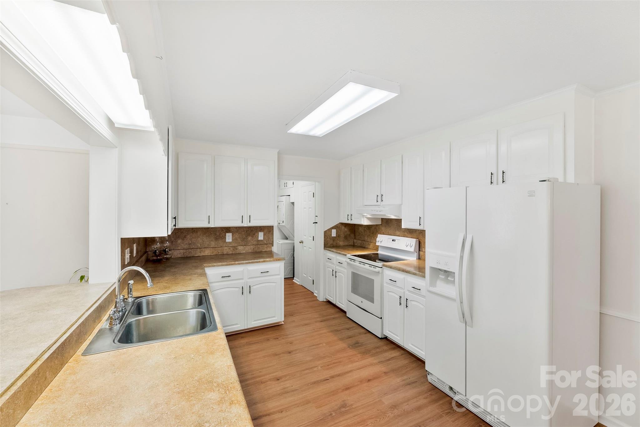 1347 Meadow Lakes Road Property Photo 10