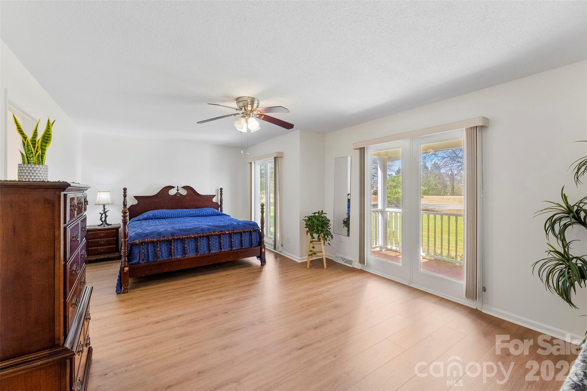 1347 Meadow Lakes Road Property Photo 14