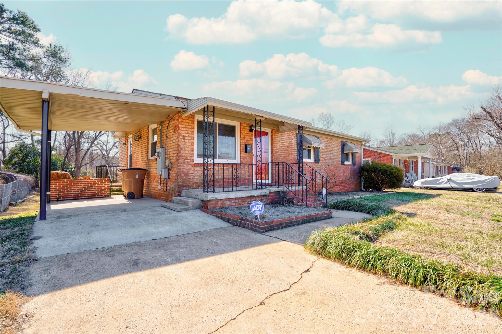 311 Best Street Property Photo 3