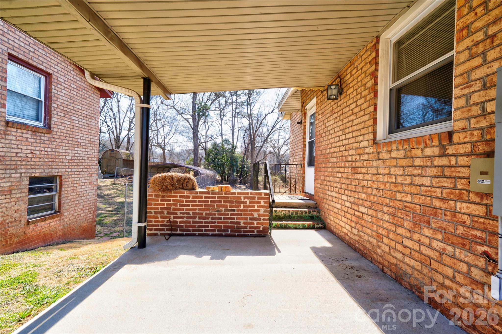 311 Best Street Property Photo 4