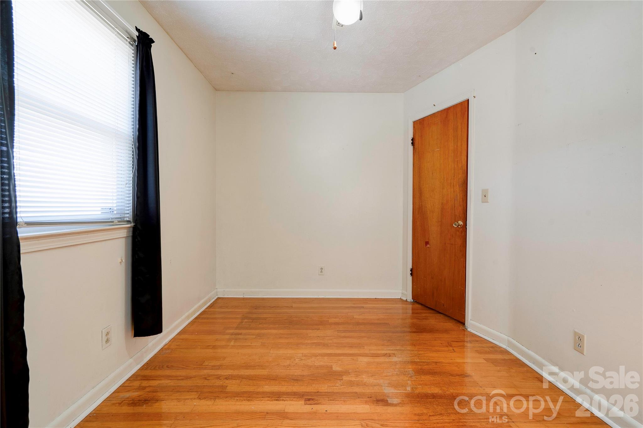 311 Best Street Property Photo 13