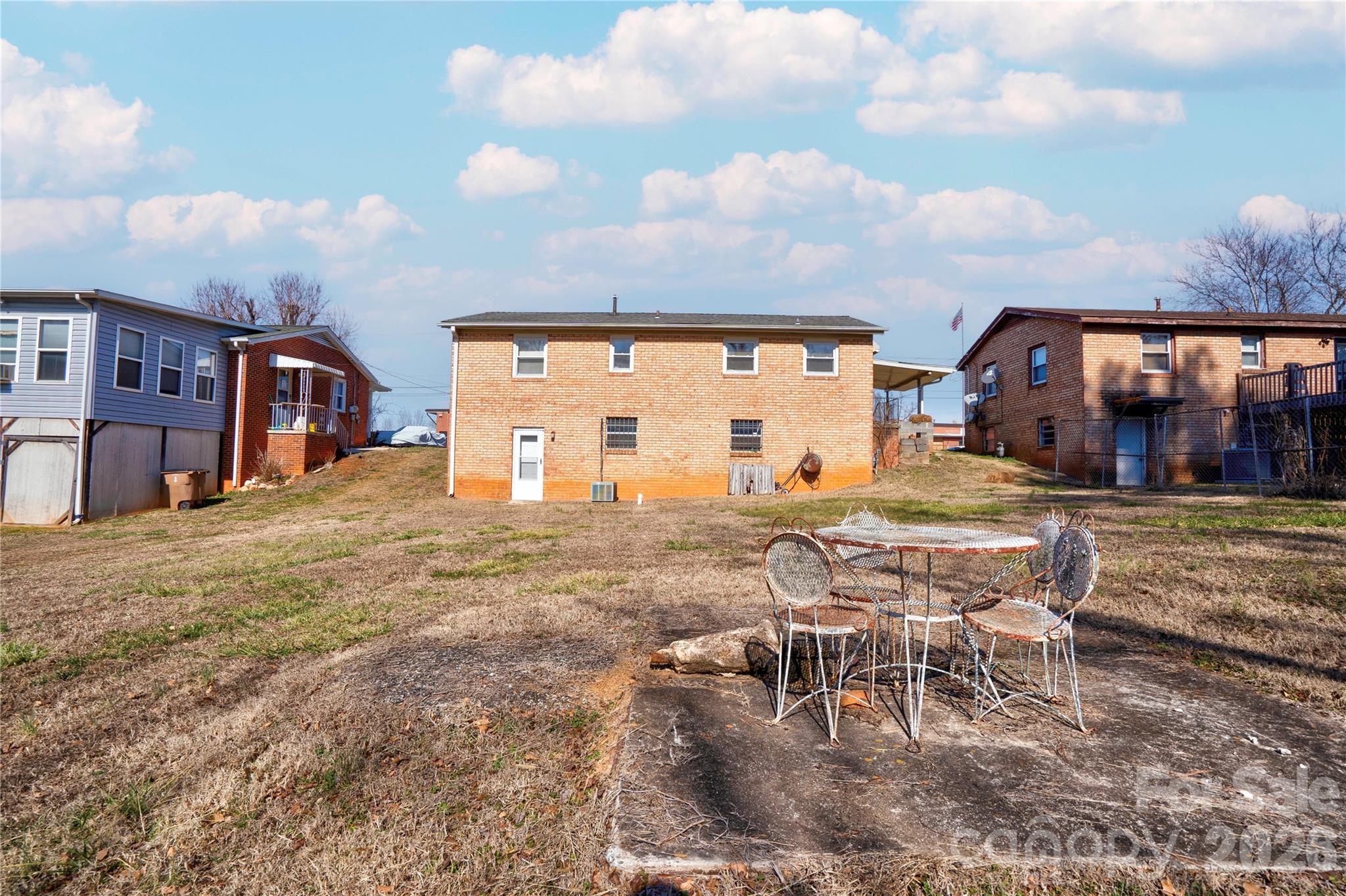311 Best Street Property Photo 31