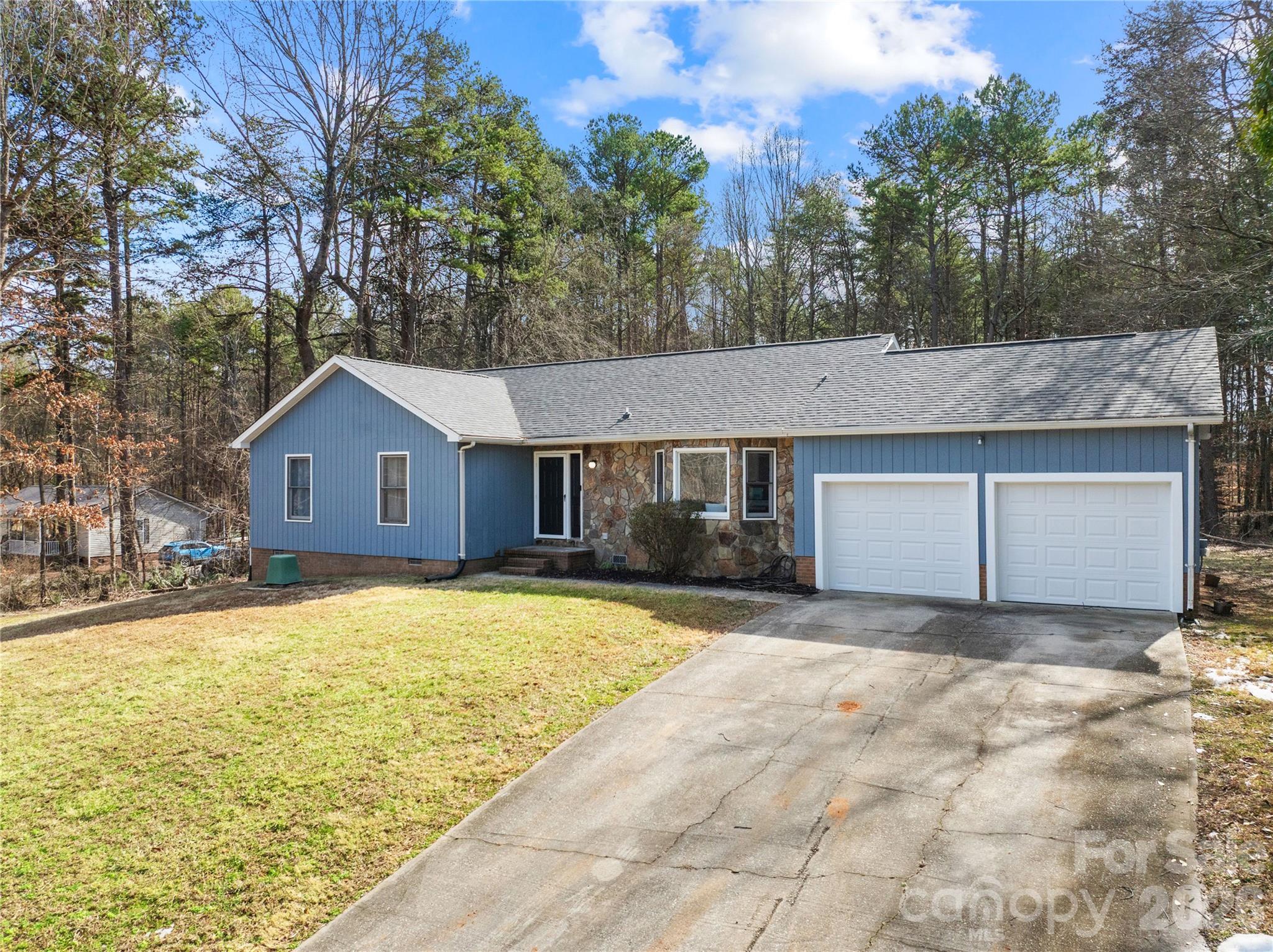 121 Rustic Way Lane Property Photo 1