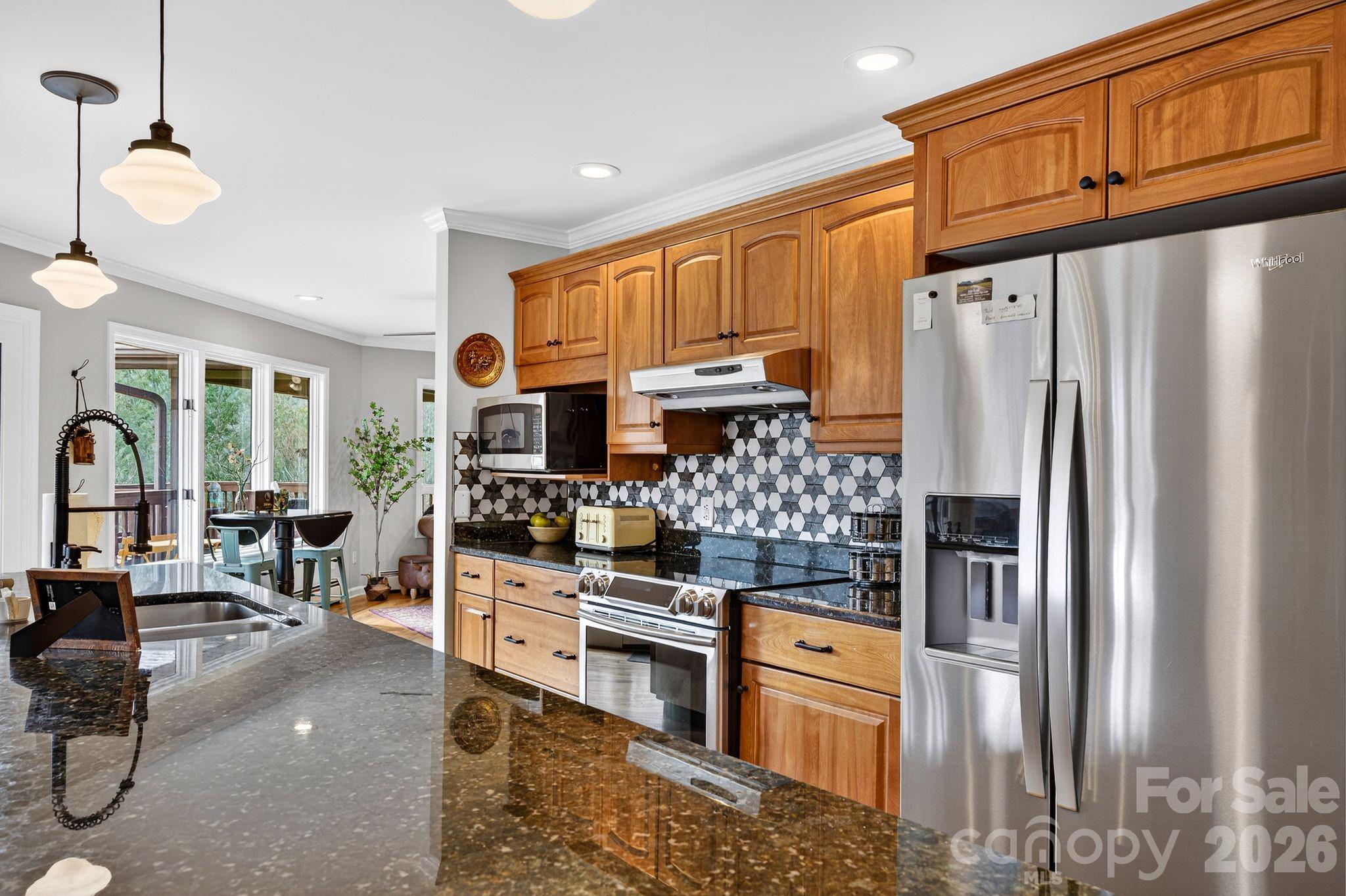 99 Margaret Drive Property Photo 10