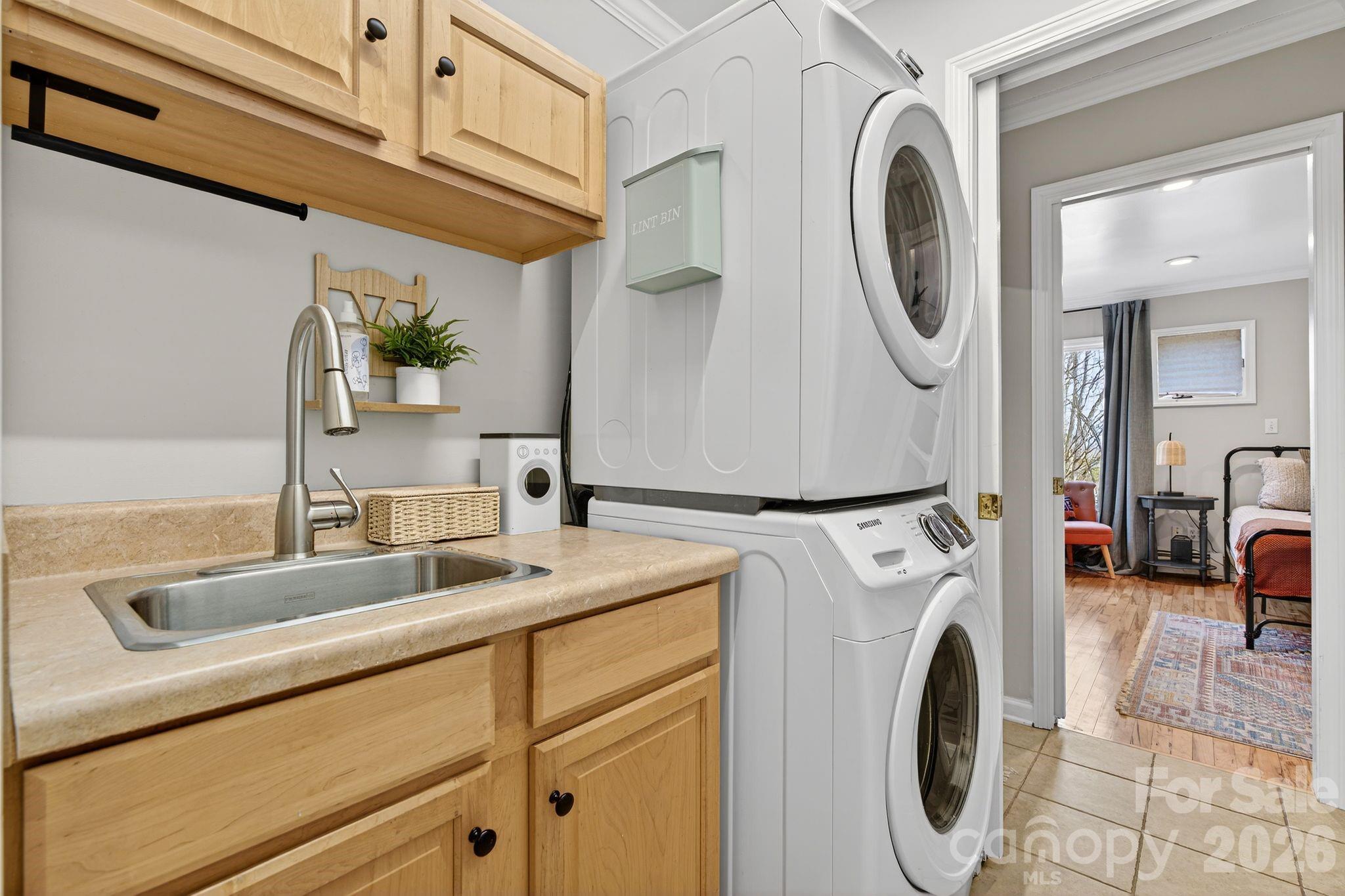 99 Margaret Drive Property Photo 11