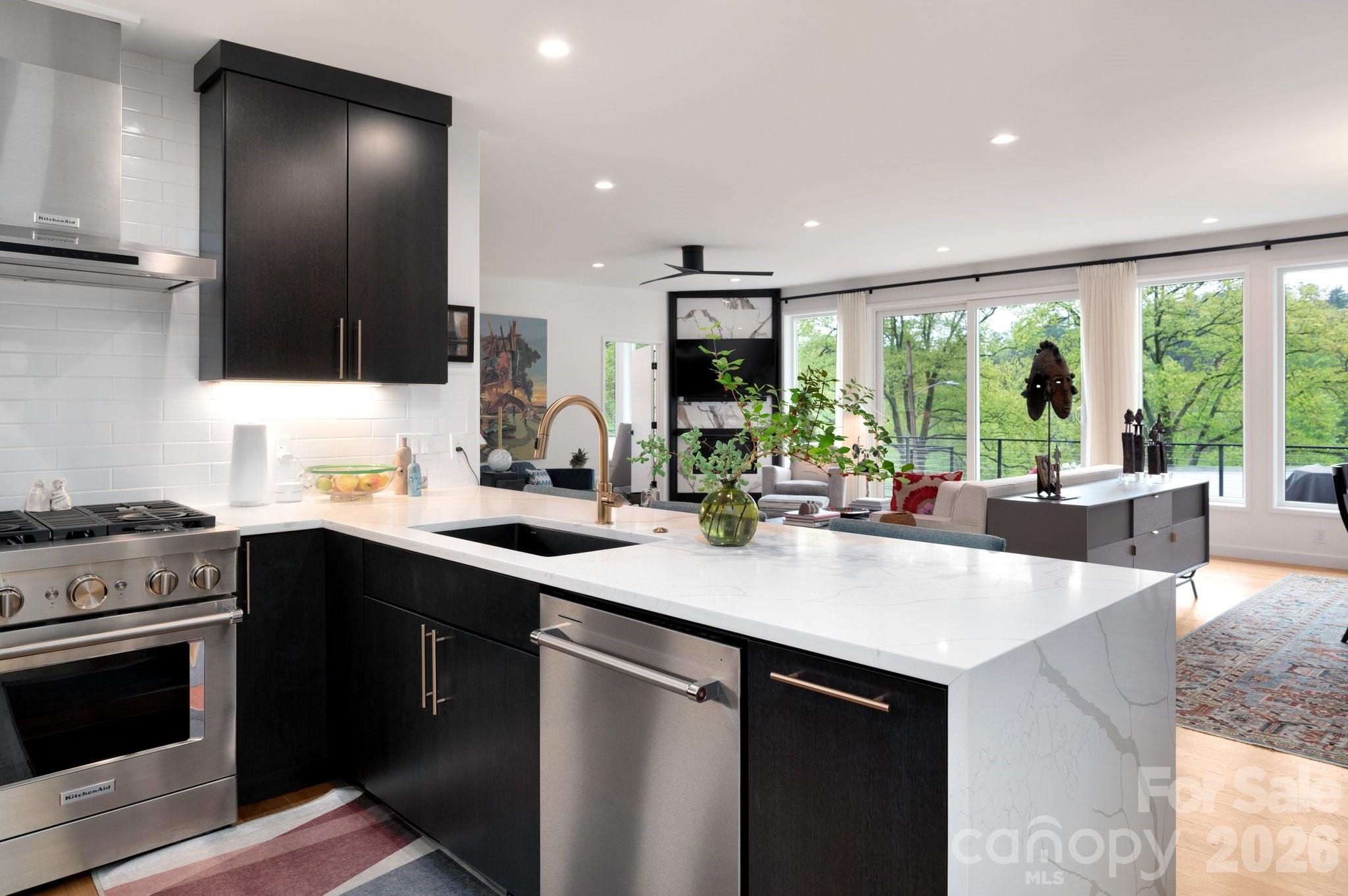 8 Midland Drive Property Photo 21