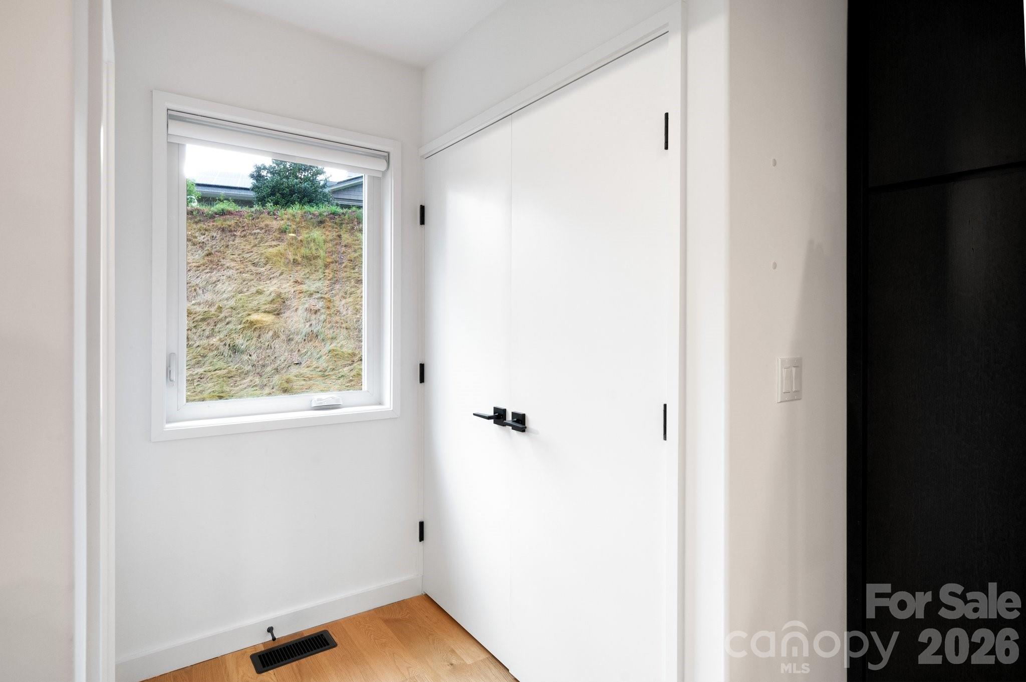 8 Midland Drive Property Photo 31