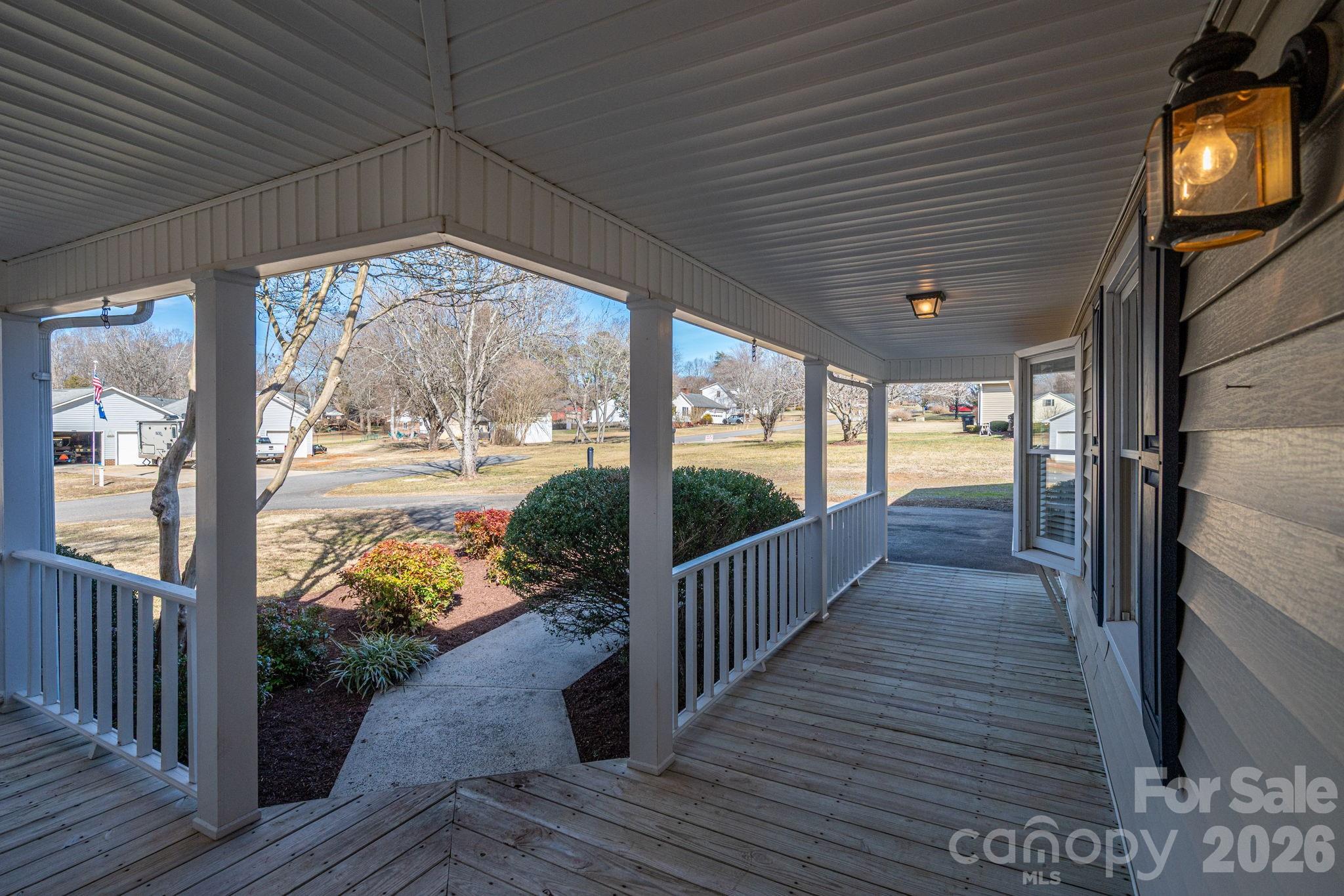 2596 Prince Drive Property Photo 5