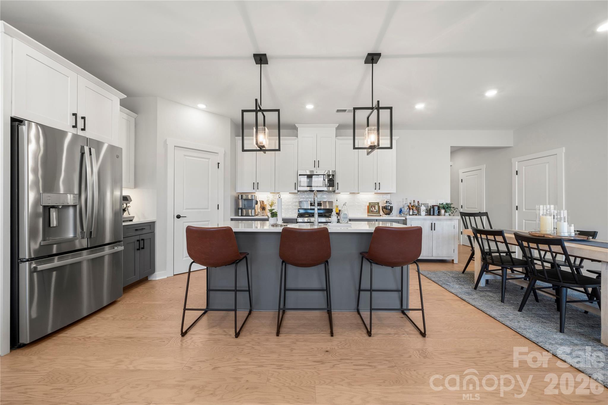 14028 Lake Home Lane Property Photo 4