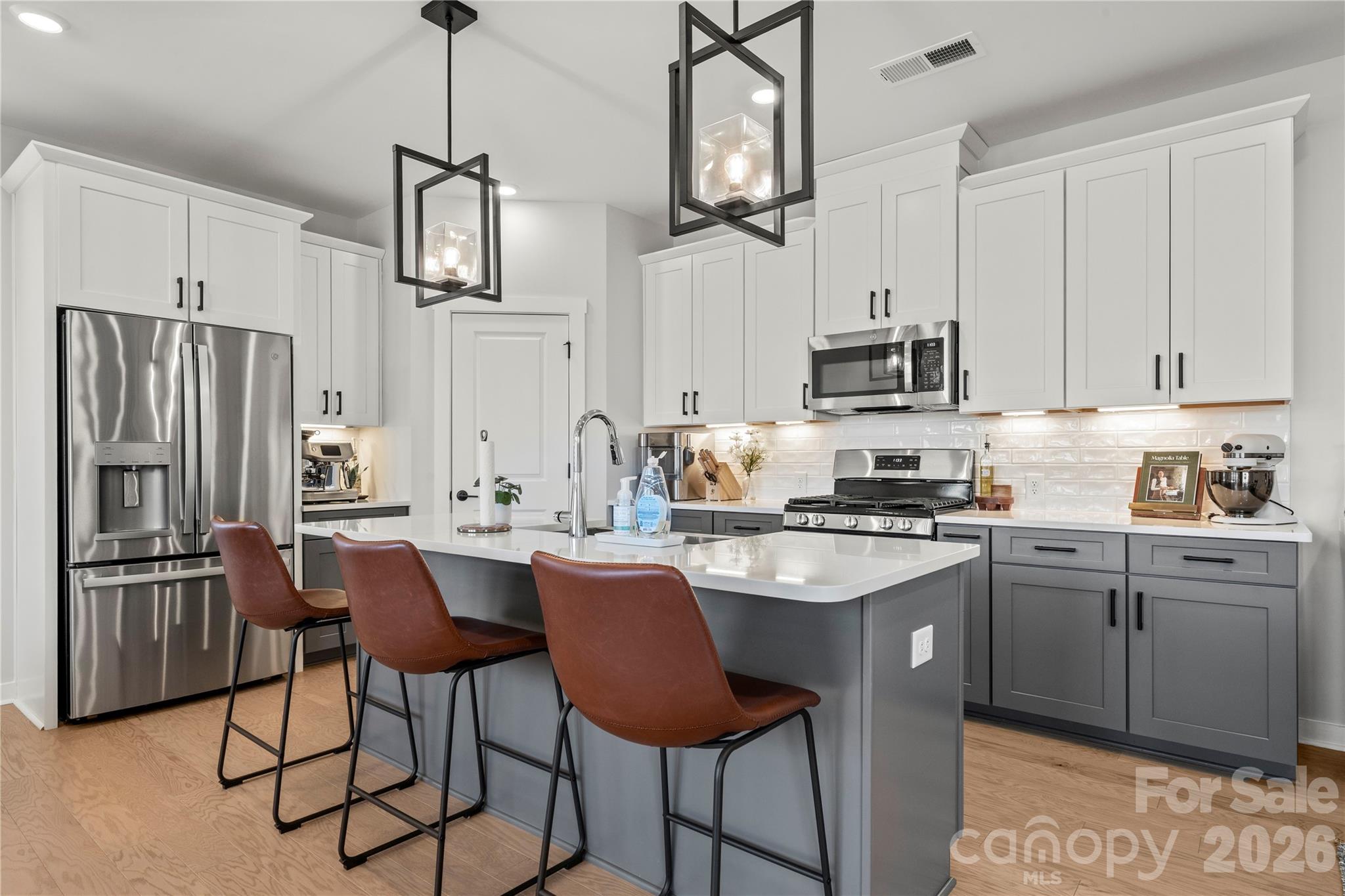 14028 Lake Home Lane Property Photo 6