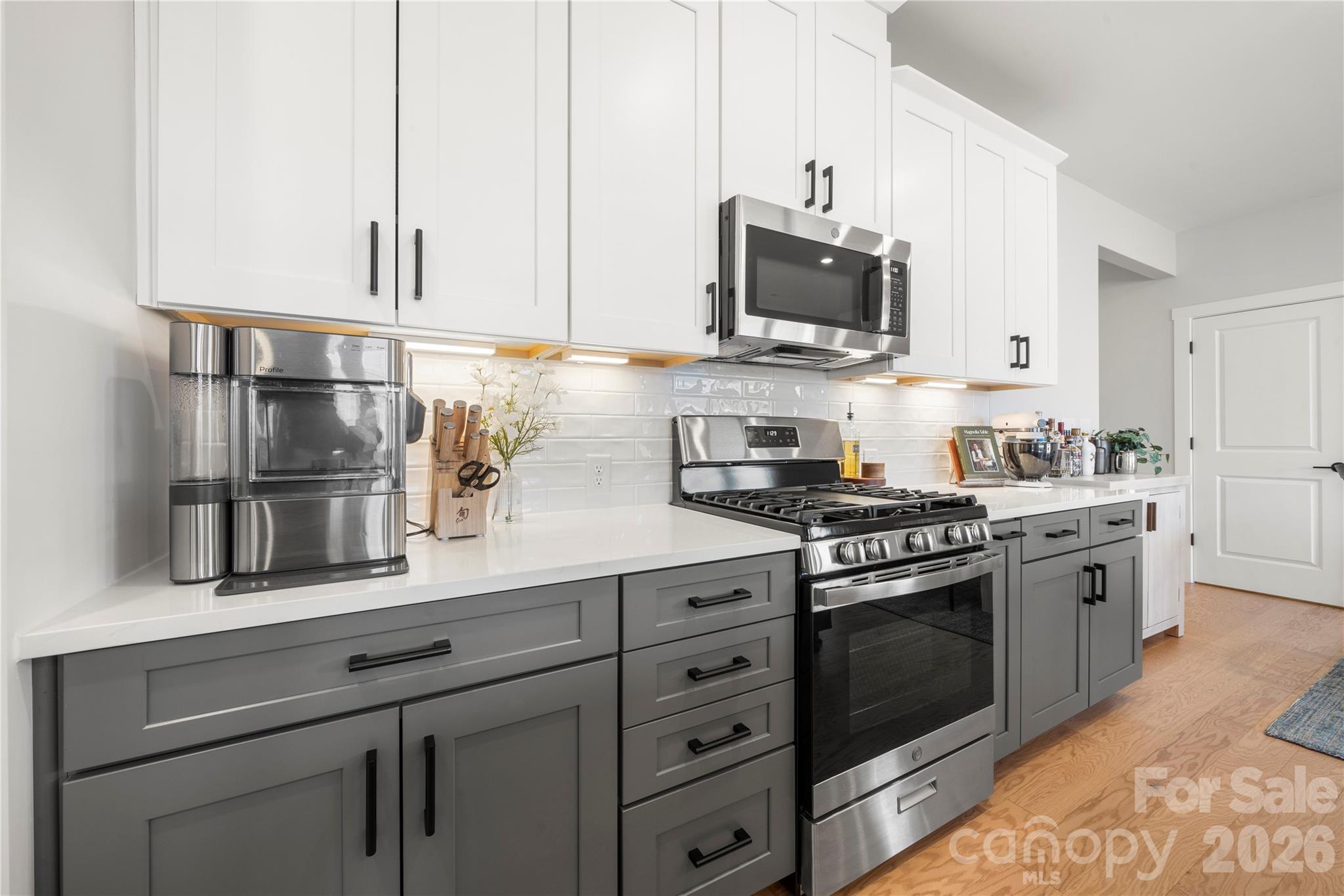 14028 Lake Home Lane Property Photo 7