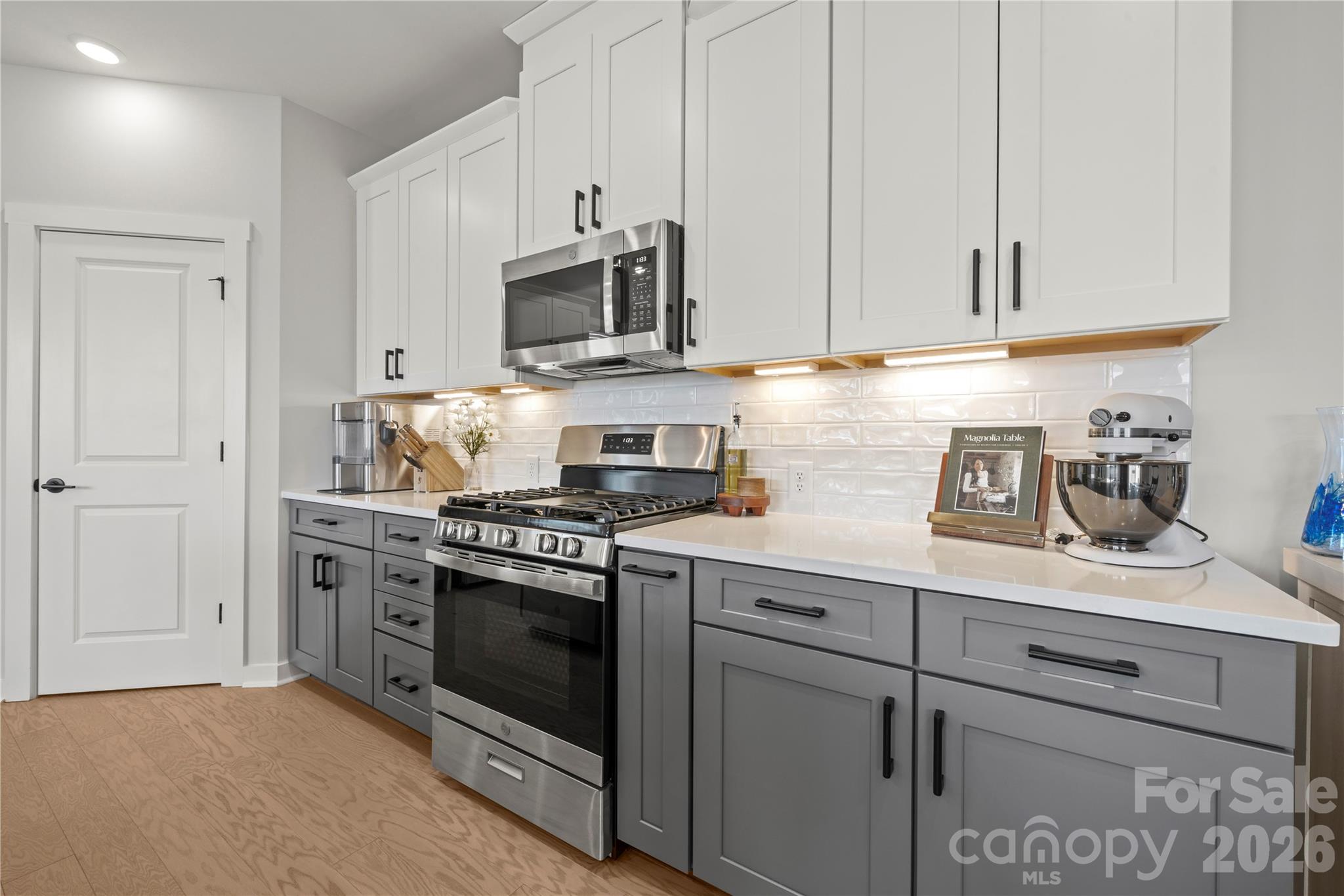 14028 Lake Home Lane Property Photo 8