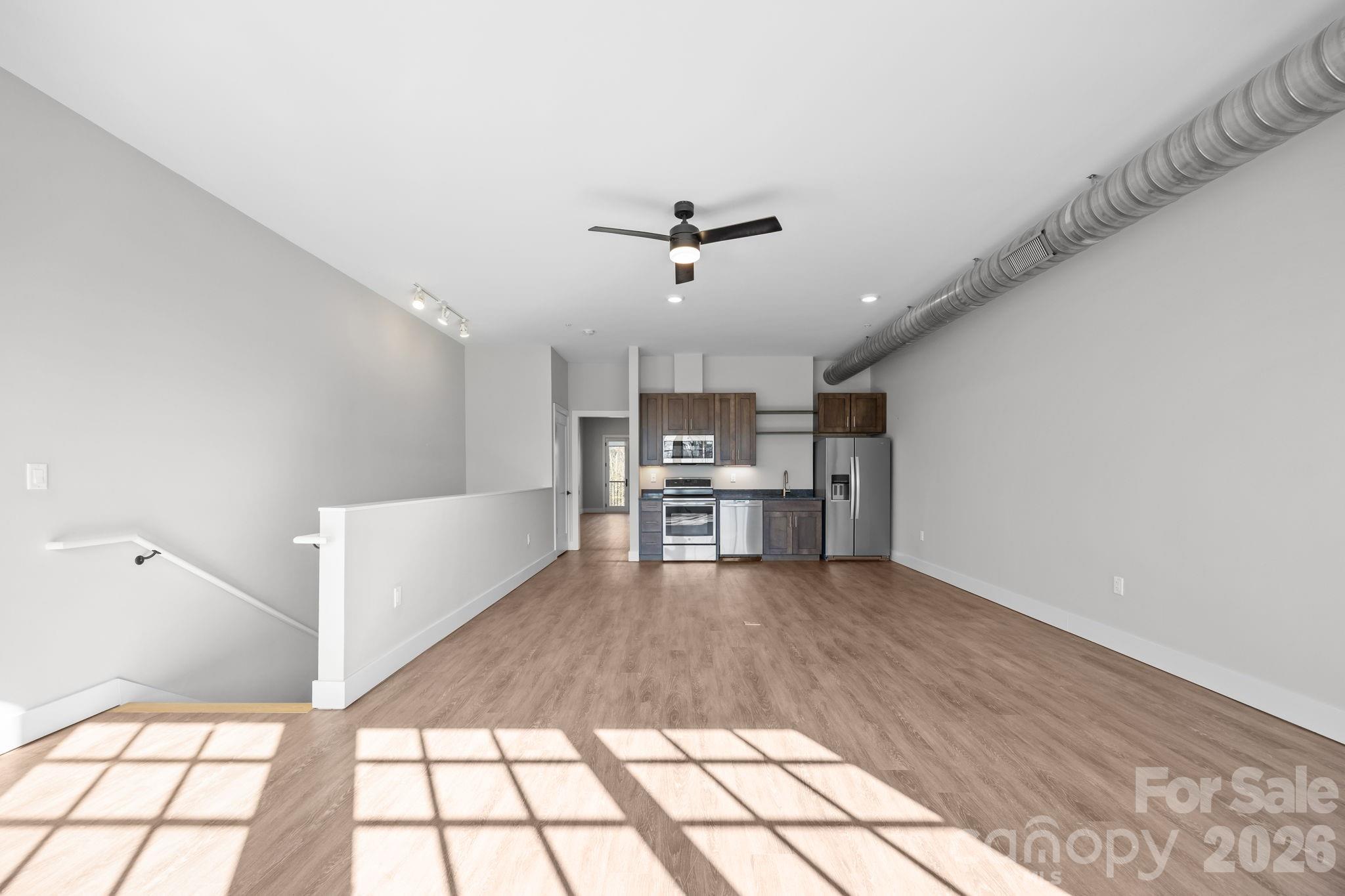 315 Haywood Road 111/211 Property Photo 22