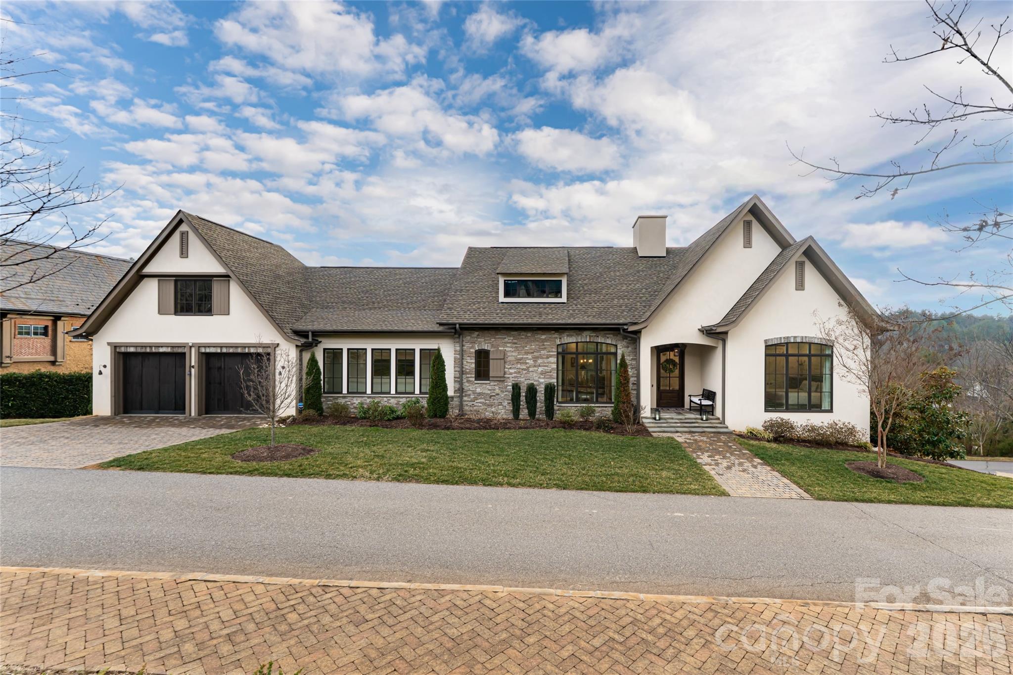 22 Snap Dragon Court Property Photo 2