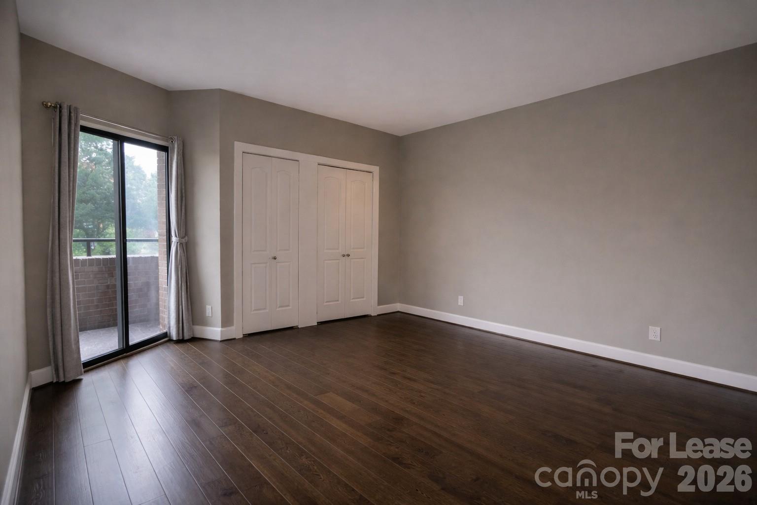 224 N Poplar Street 7 Property Photo 9