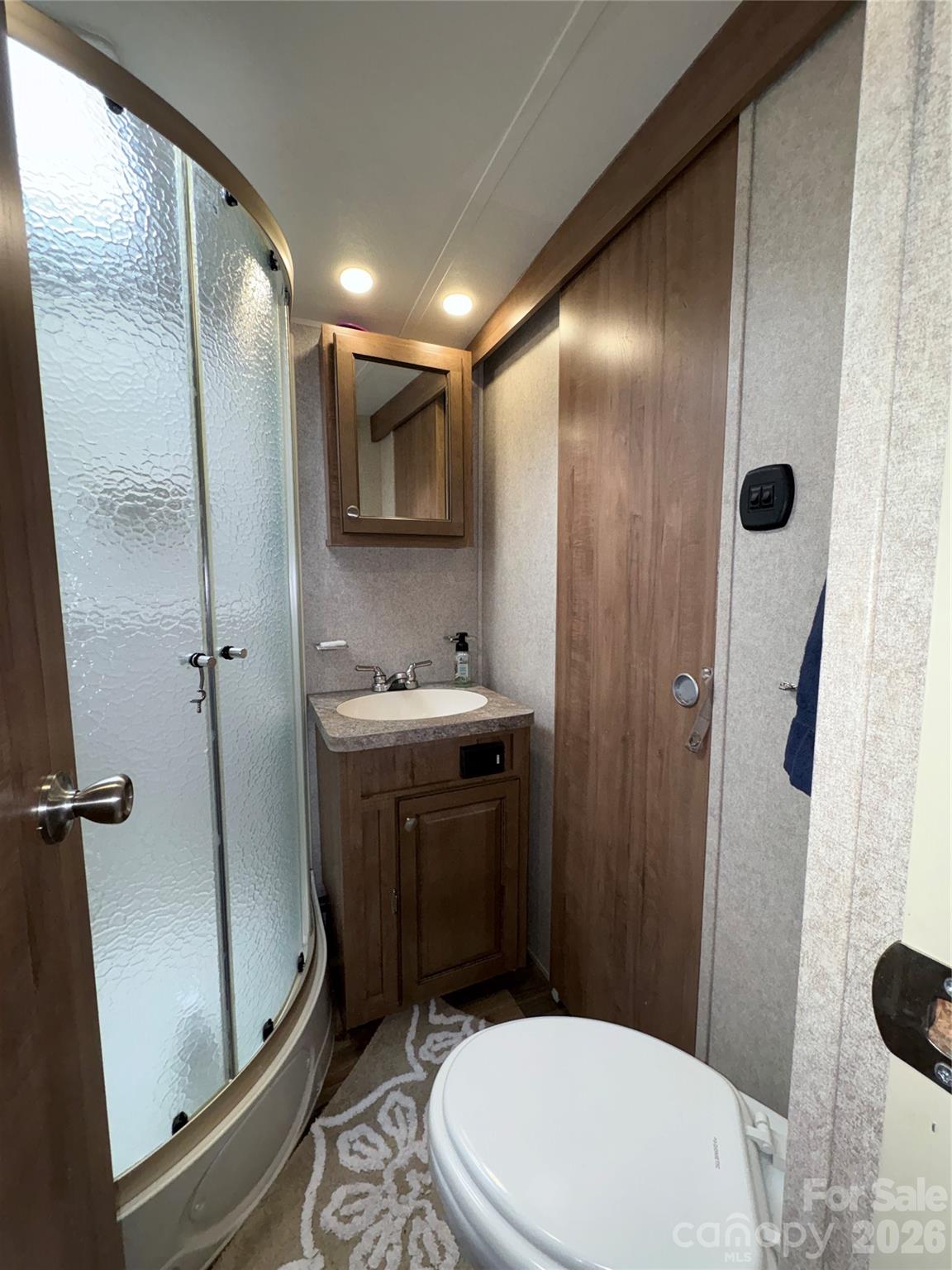 117 Pier Avenue Property Photo 10