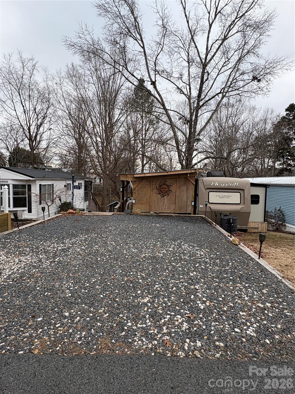 117 Pier Avenue Property Photo 20